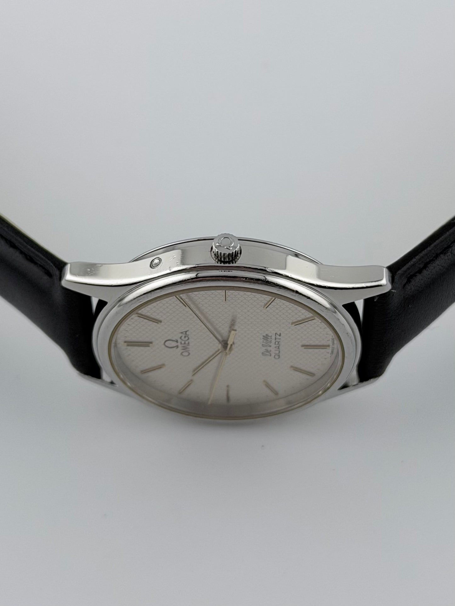 Omega De Ville Quartz - 195.0011 - Honeycomb Dial