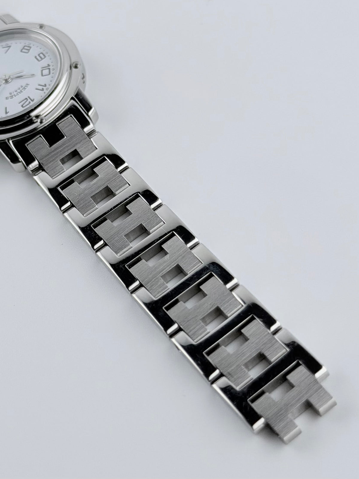 Hermes Paris Clipper CL4.220 - White Dial - with Box/Papers/Booklet - Exceptional Condition - Ladies