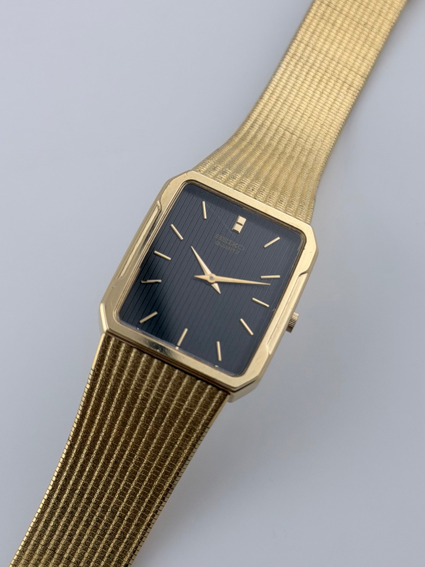 Seiko Tank Quartz - 5Y30-5B40