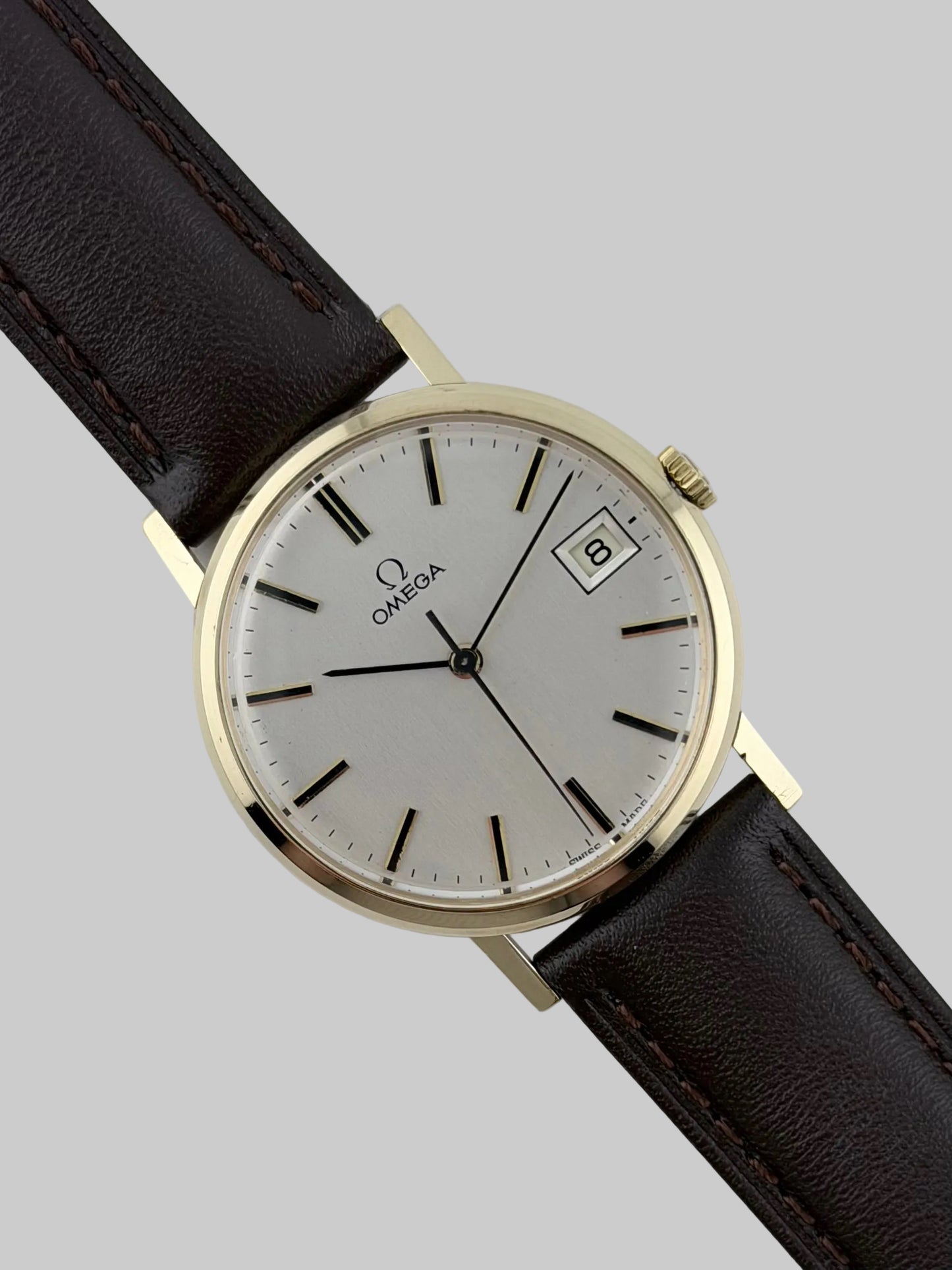 Omega Geneve Manual Wind 9ct Gold - 132.5017 - Original Box and Papers