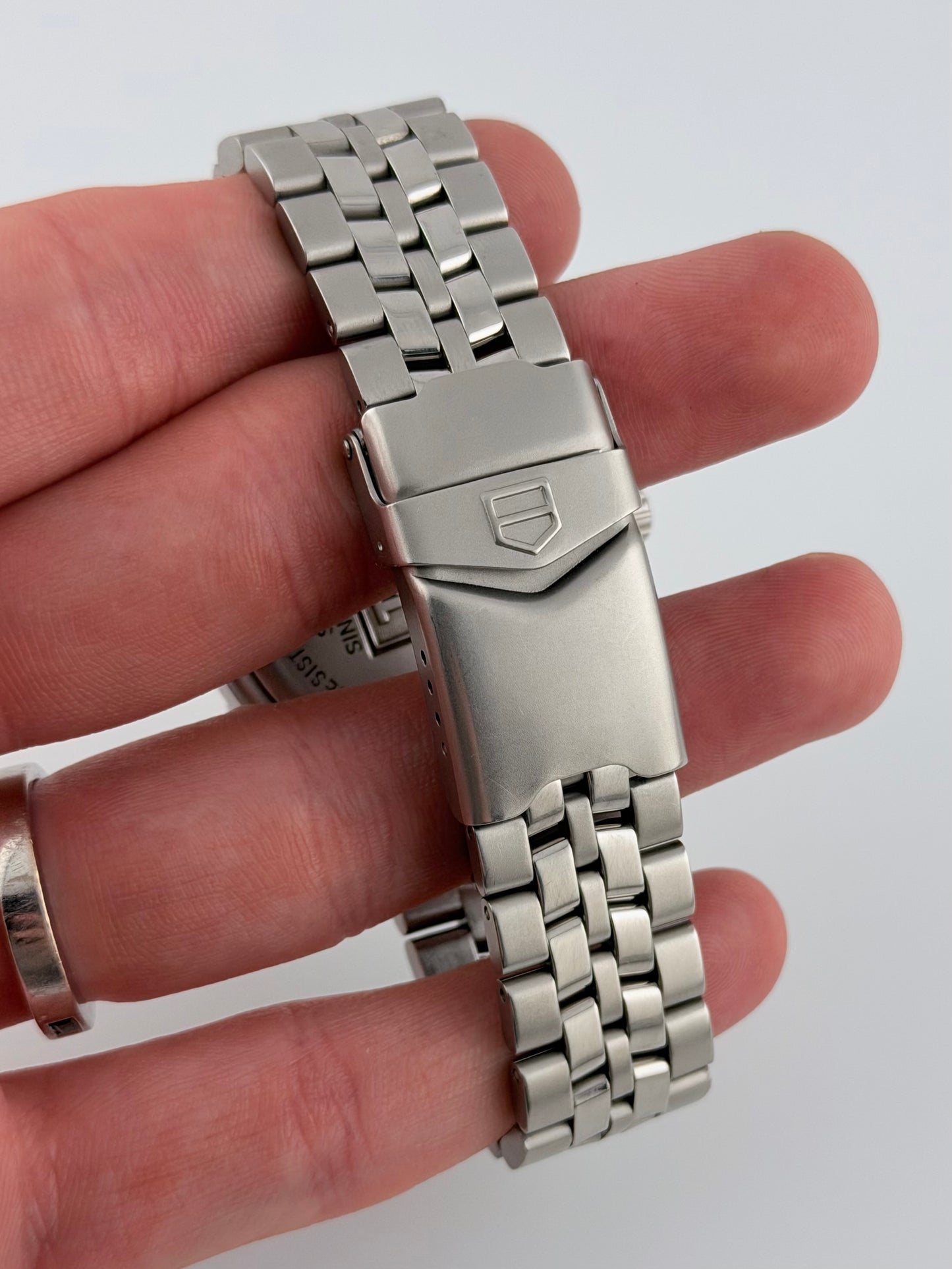 Tag Heuer Professional 200m Quartz Date - WD1211-K-20