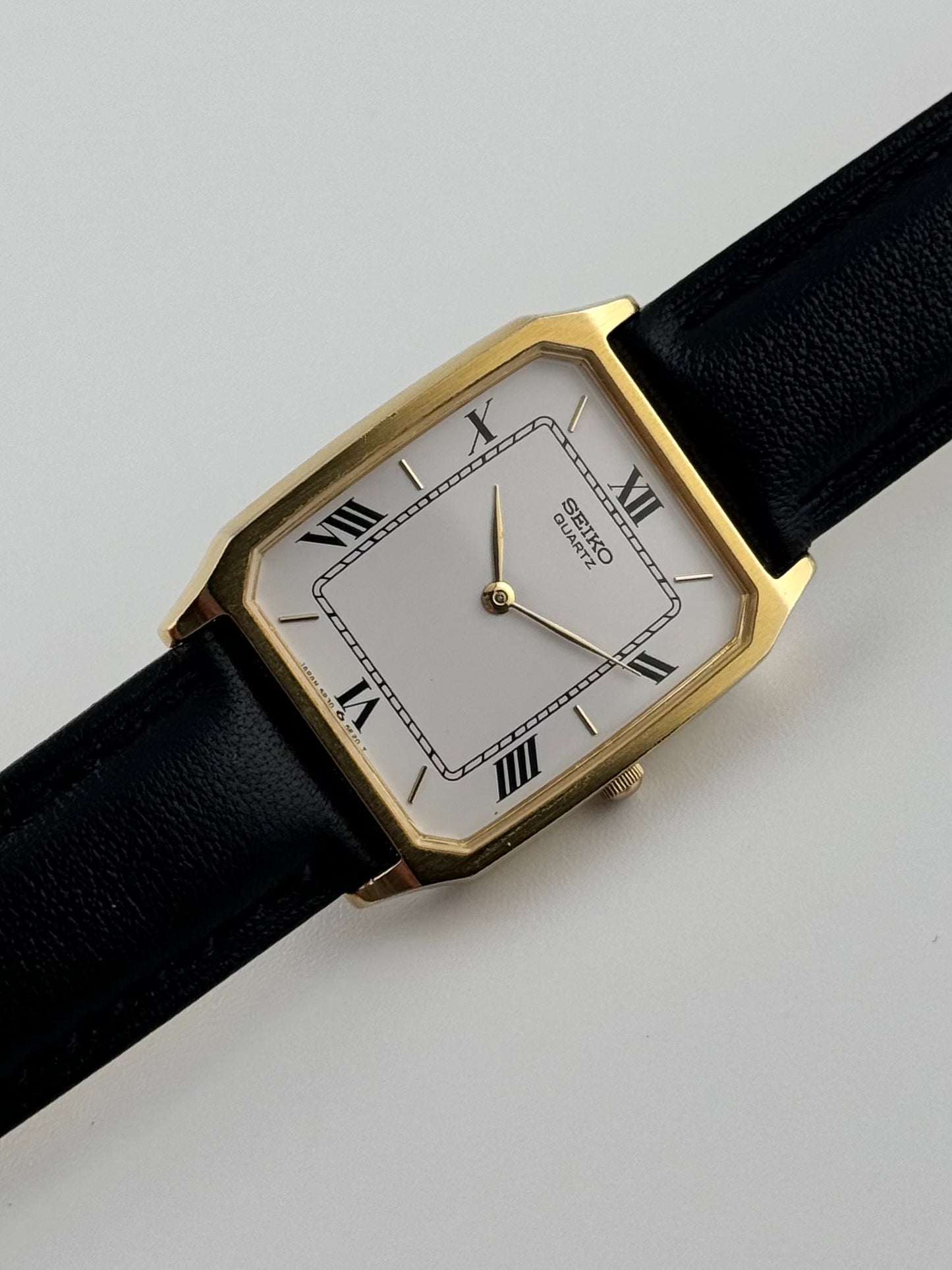 Seiko Tank Quartz - 5P30-5D30
