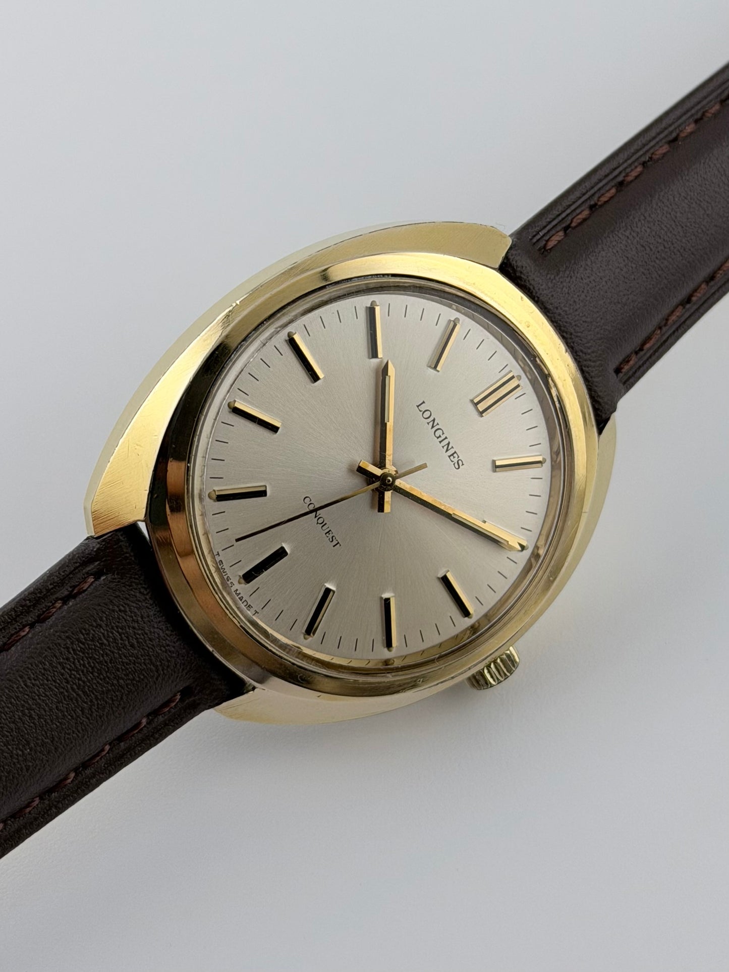 Longines Conquest Manual Wind - Sunburst Dial