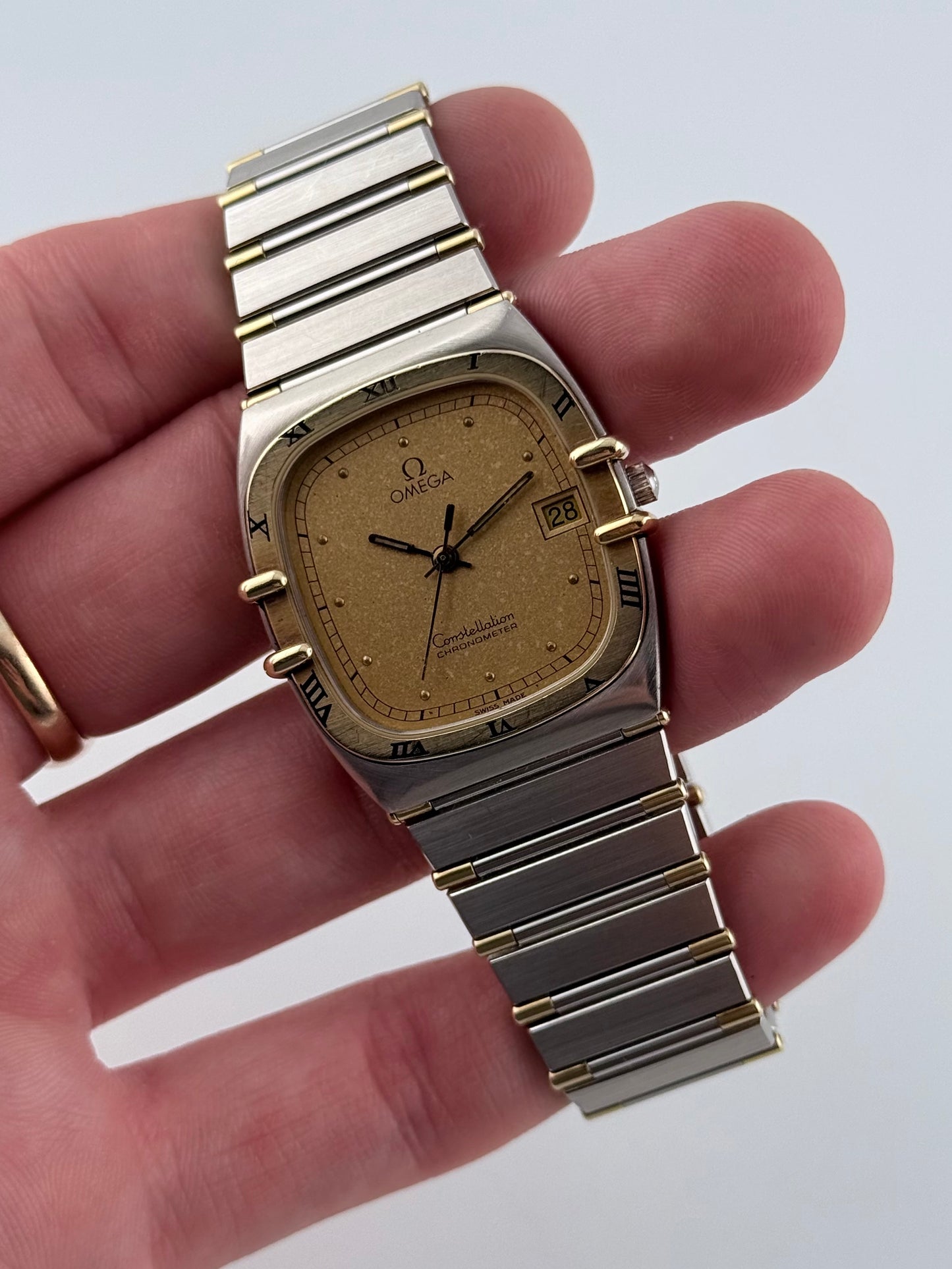 Omega Constellation Manhattan Chronometer Quartz Date 398.0867