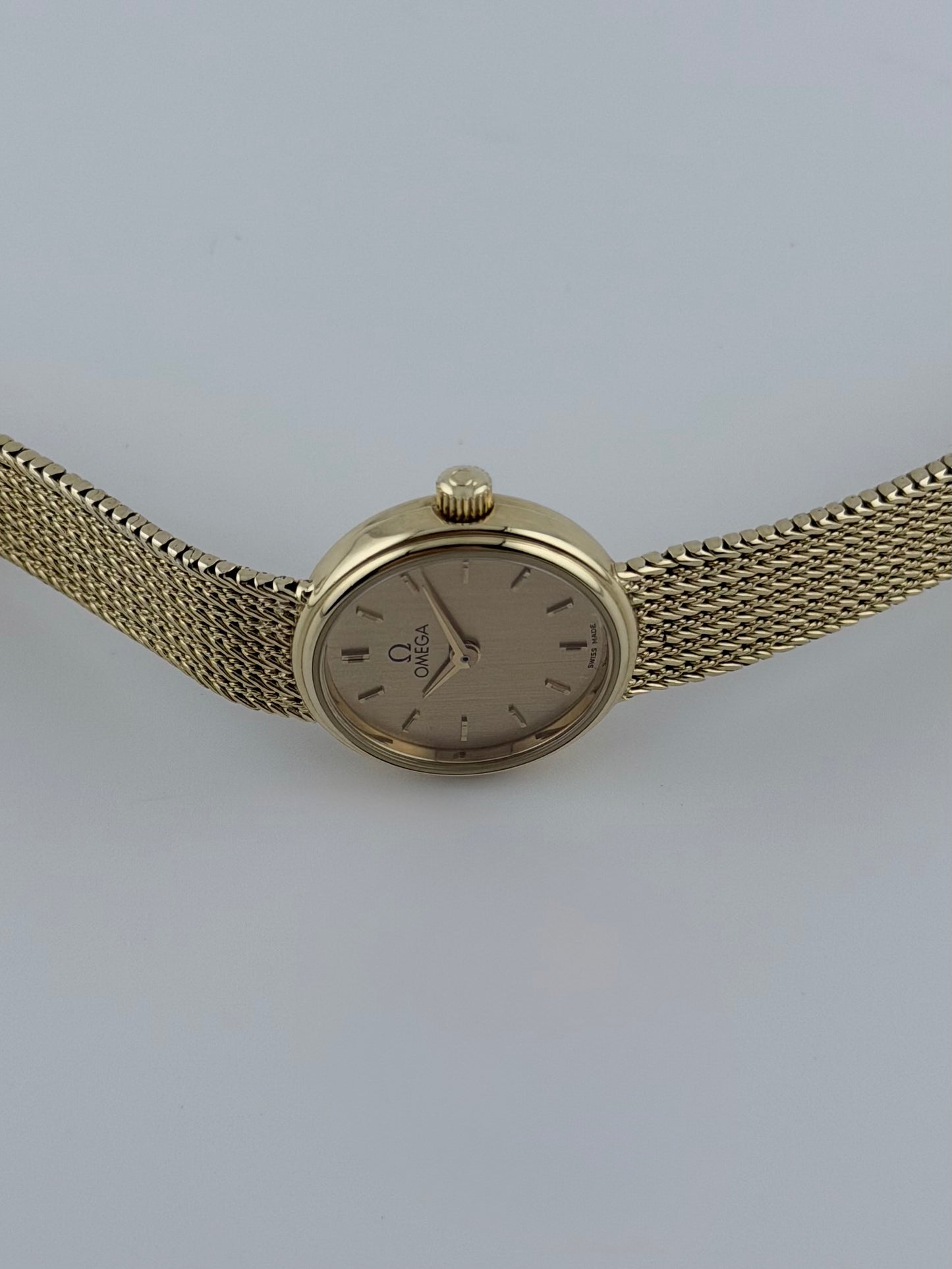 Omega Ladies Quartz 791.758.JE - RARE British Market Model - 9ct Gold - original Box