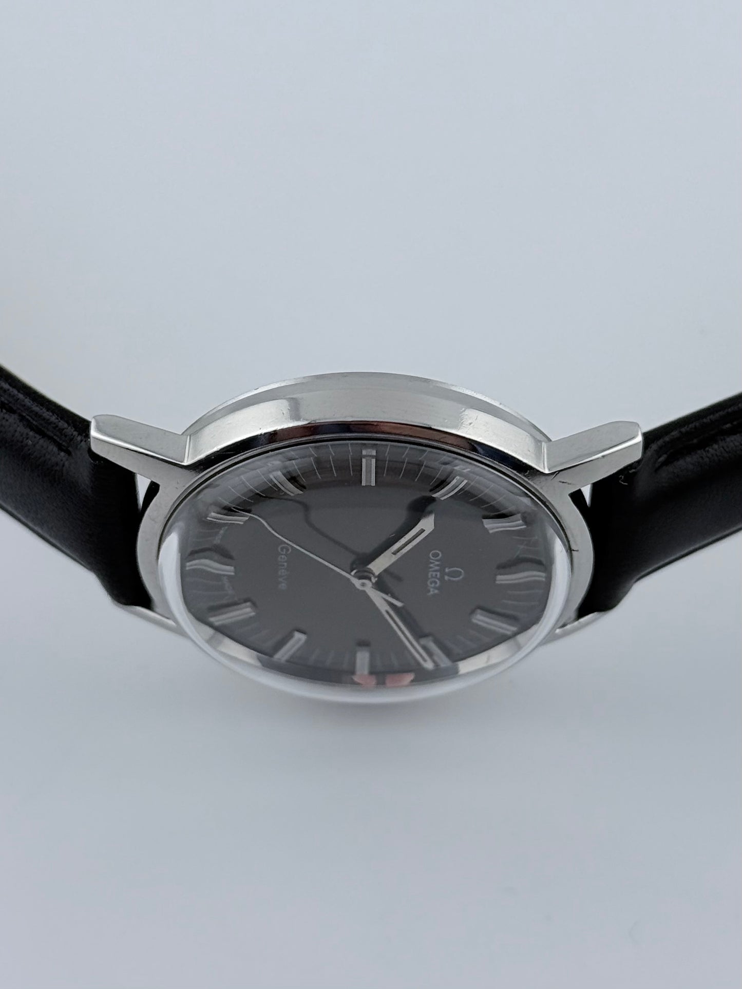 Omega Geneve Manual Wind 135.070 - Rare Slate Grey Dial