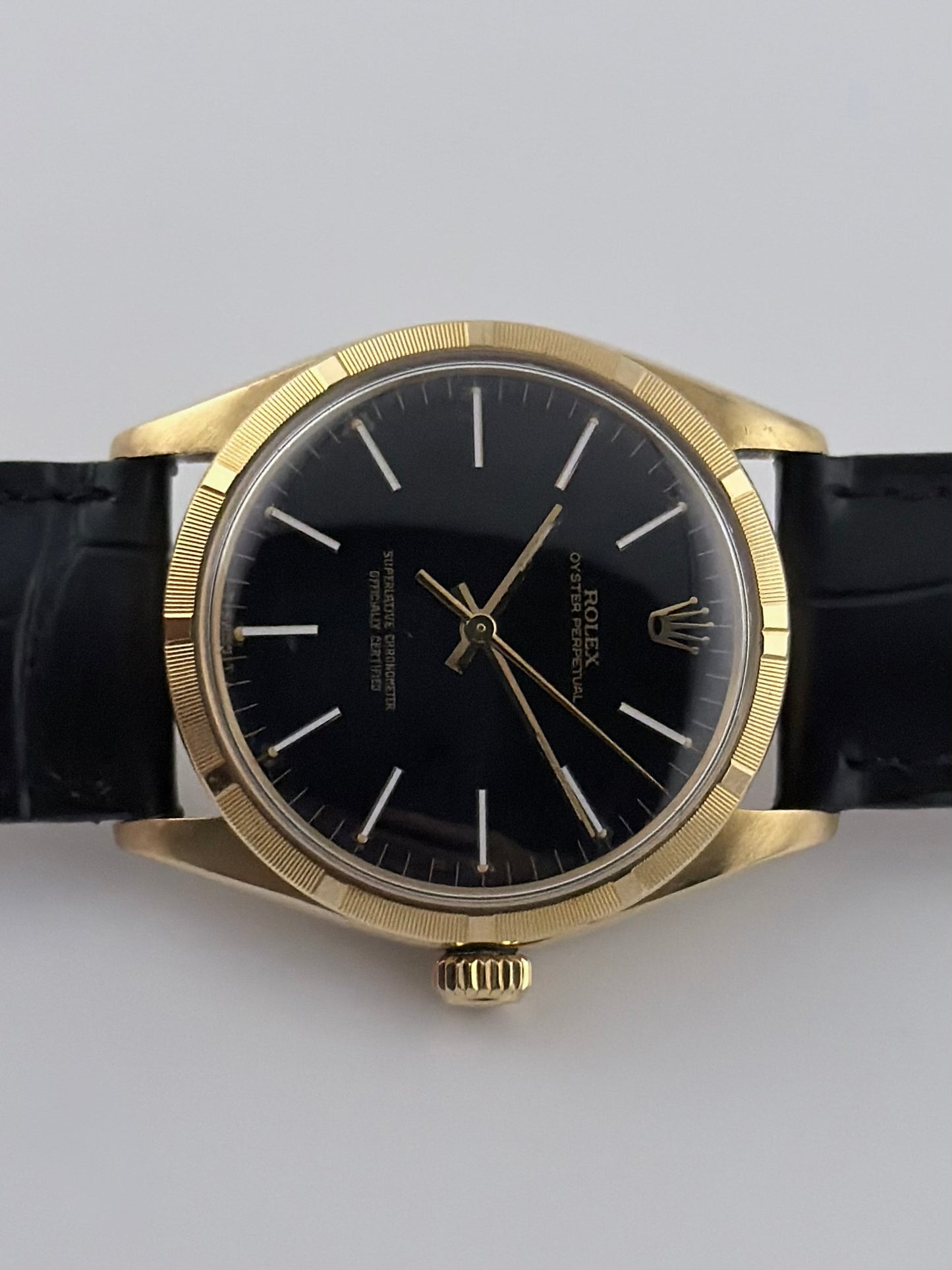 Rolex Oyster Perpetual - 1003 - 18kt Gold - Rare Black Dial
