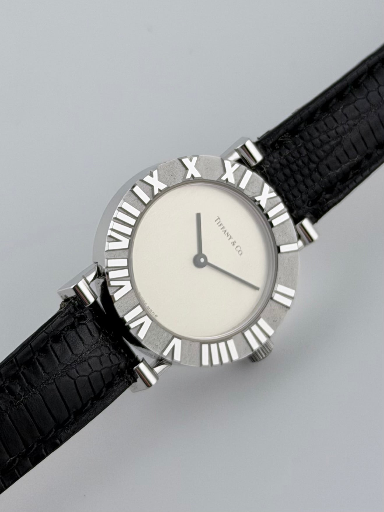 Tiffany & Co. Atlas L0640 - Ladies - Sterling Silver - Original Strap and Box