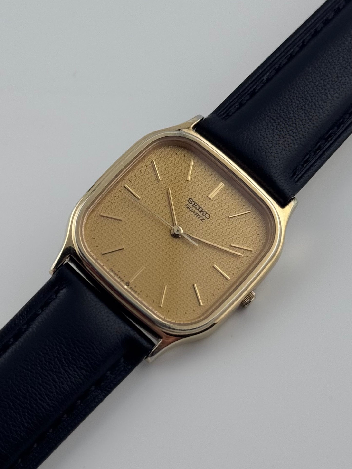 Seiko Quartz Tank - 9021-5160