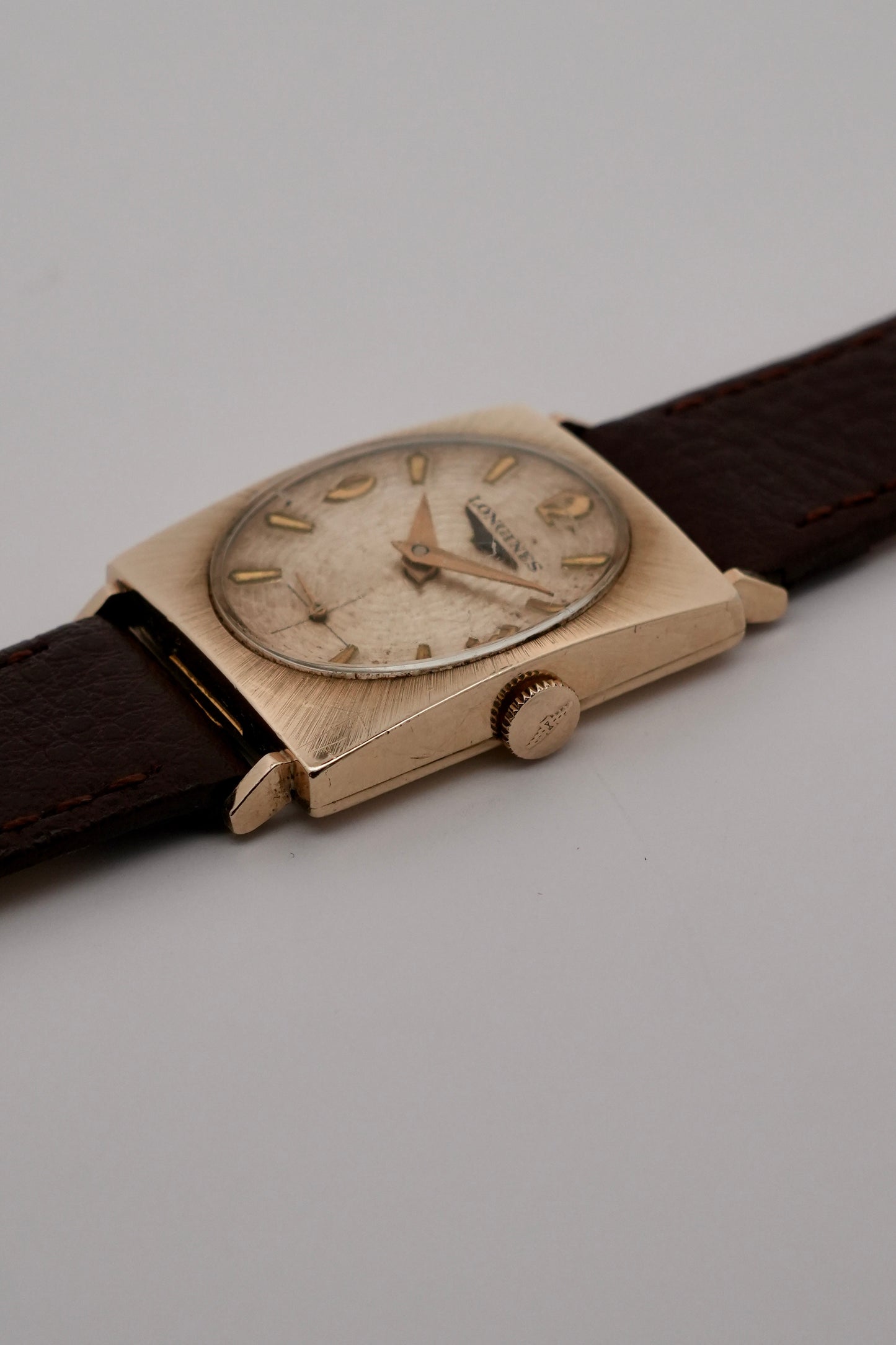 Longines-Wittnauer Tank Manual Wind 1085 - 10K Gold-filled