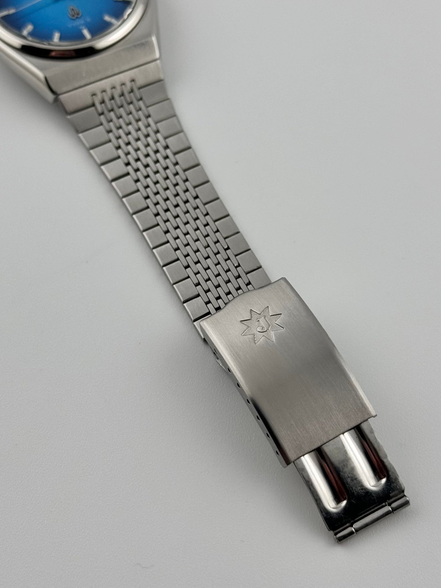 Seiko Type II Quartz - JDM - Gradient Blue - Faceted Crystal