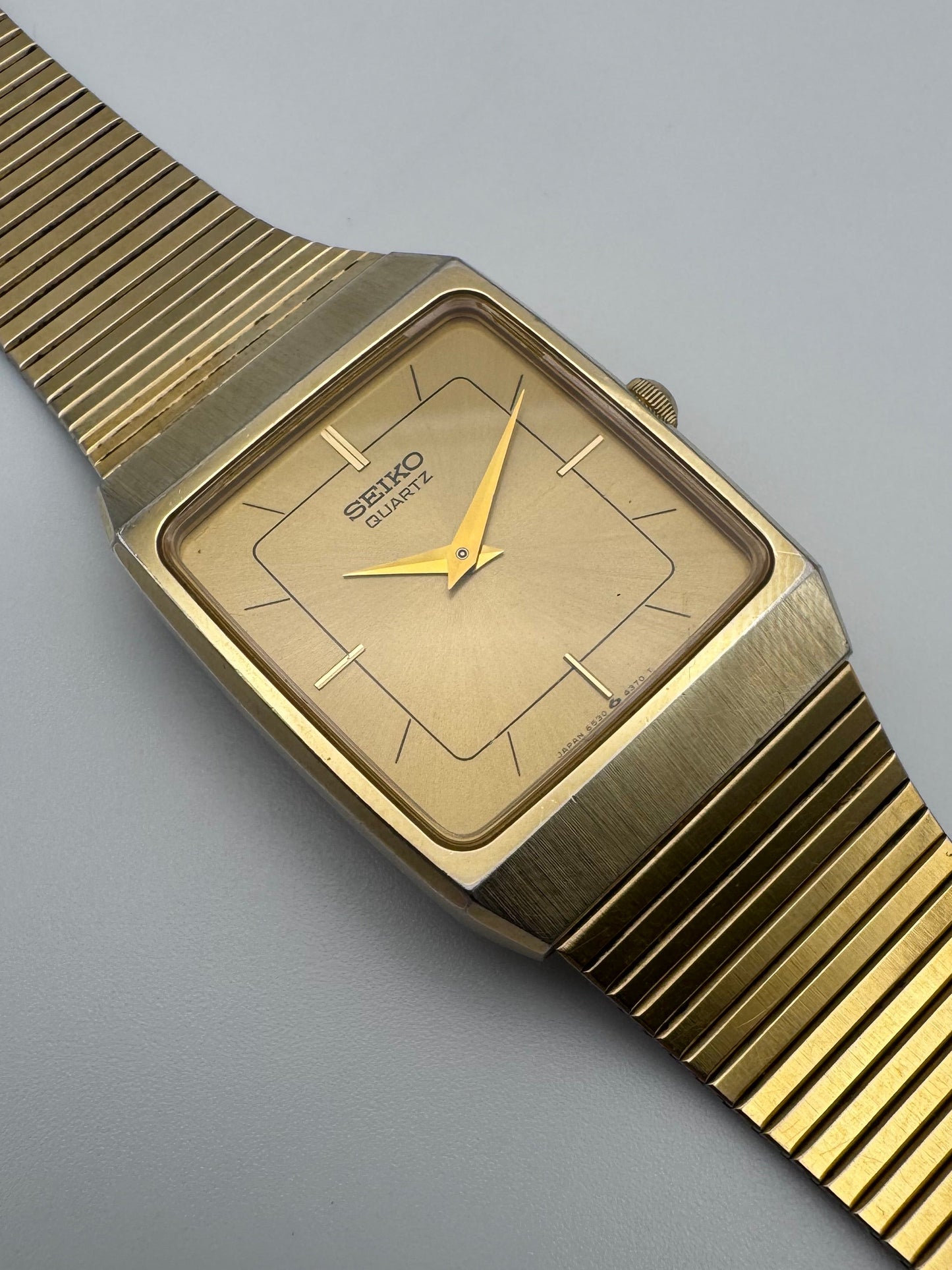 Seiko Tank Quartz - 6530-5760