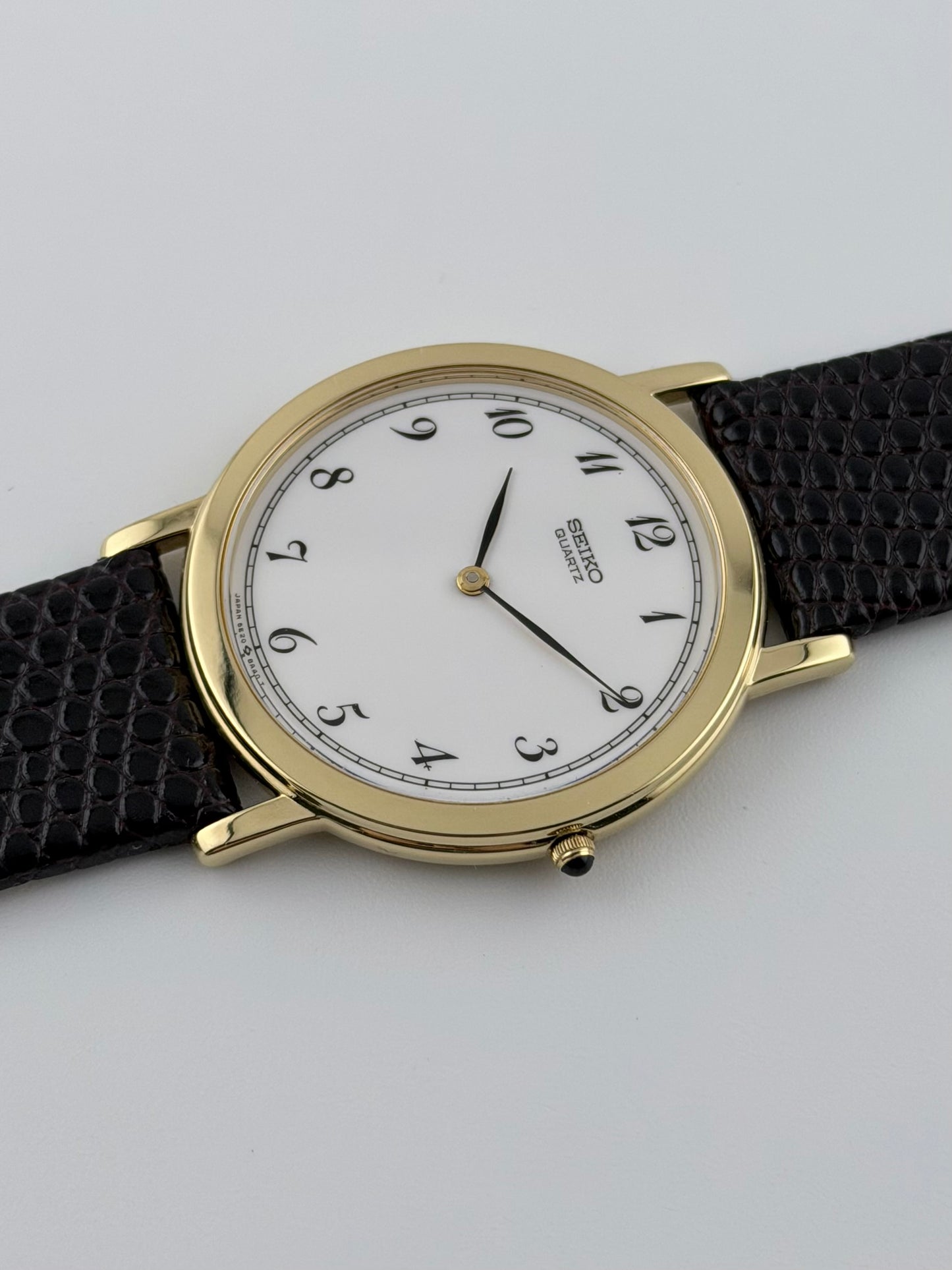 Seiko Quartz 5E20-8A10 New-old stock