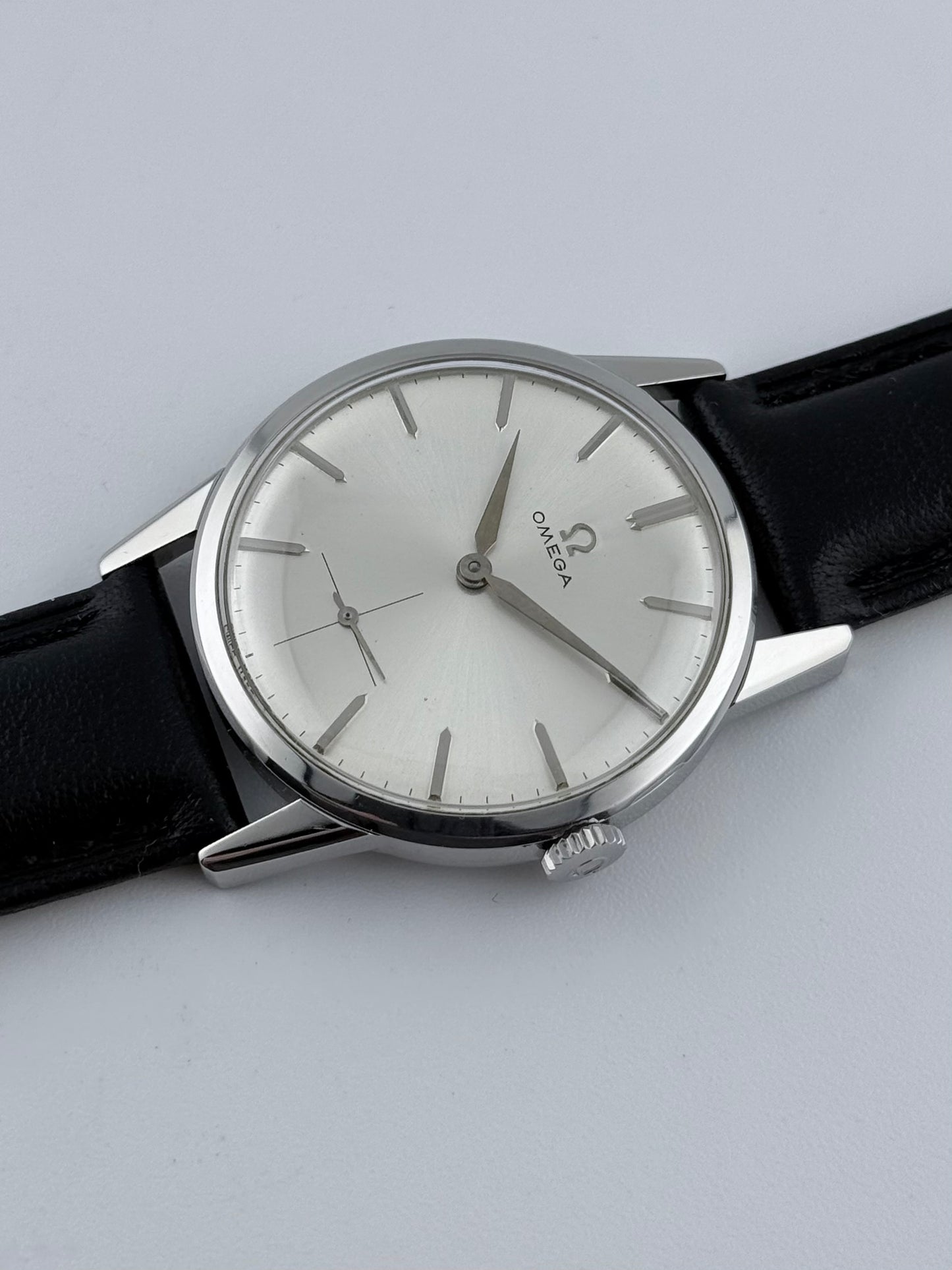 Omega Sub Seconds Manual Wind - 121.001-64