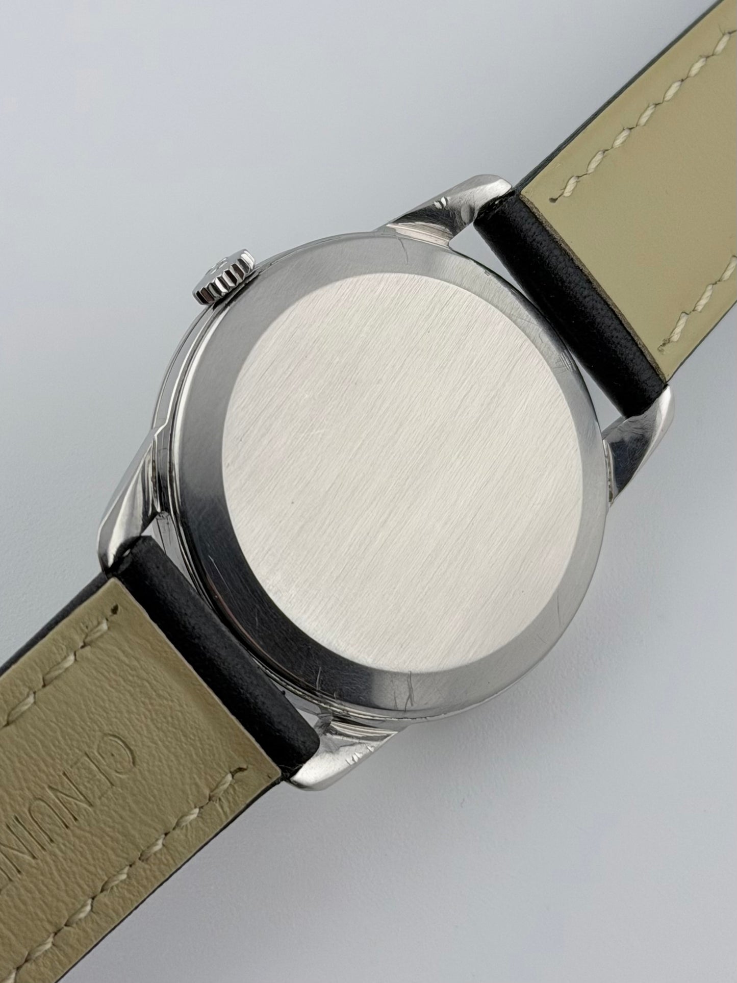 Omega Manual Wind - Arabic Dial - 2903-17
