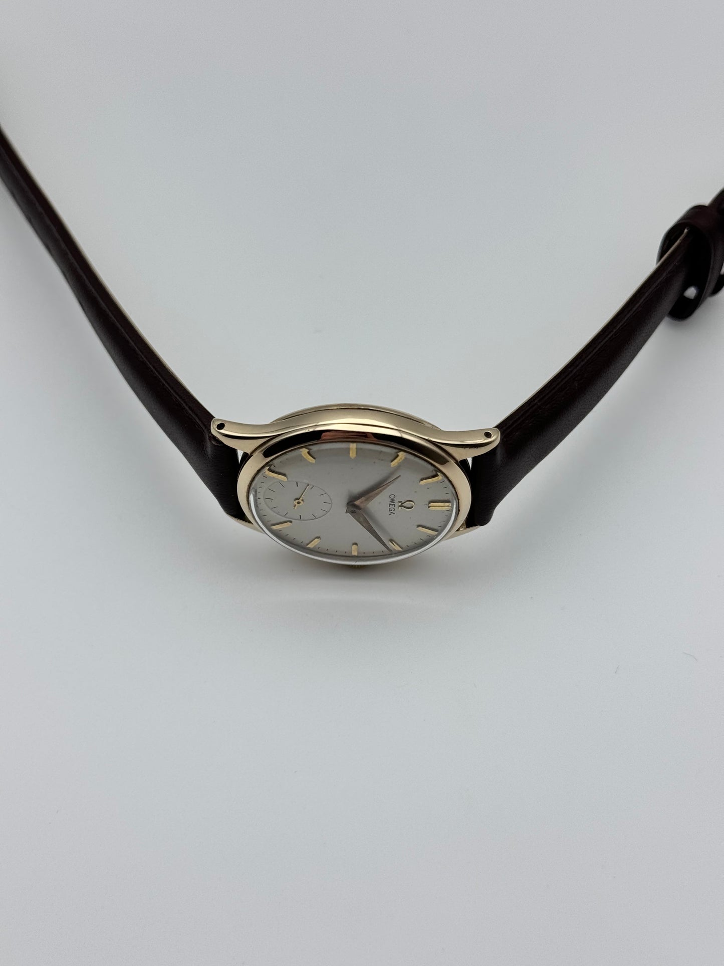 Omega Manual Wind Sub Seconds 9ct Gold - 13322