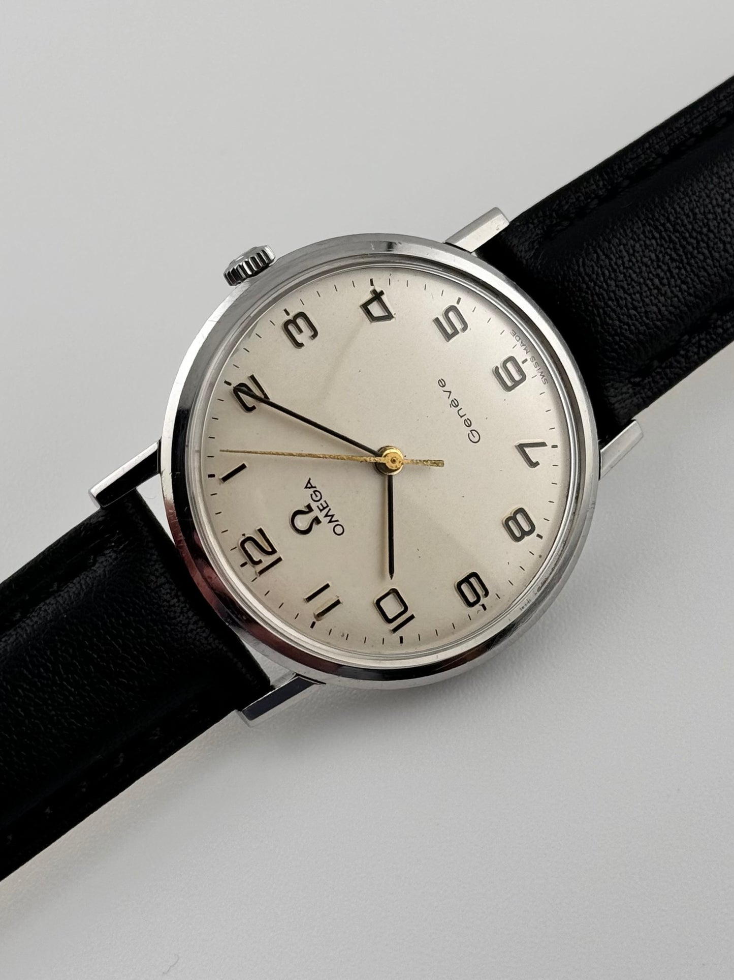 Omega Geneve Manual Wind - Rare Arabic Dial - 131.019