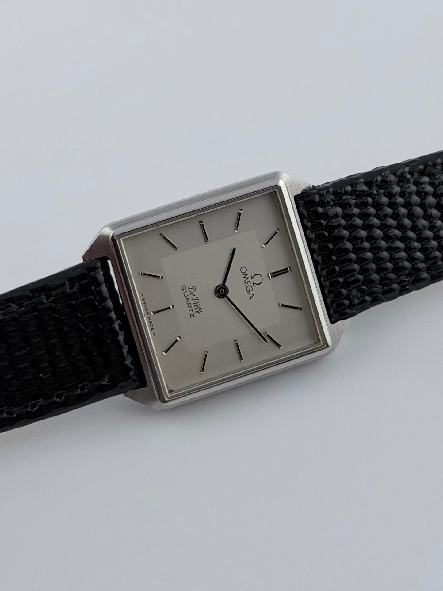 Omega De Ville Quartz 191.0075 - Two-tone Satin Dial - Ladies
