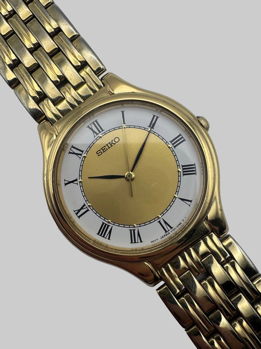 Seiko Quartz V701-1Y70