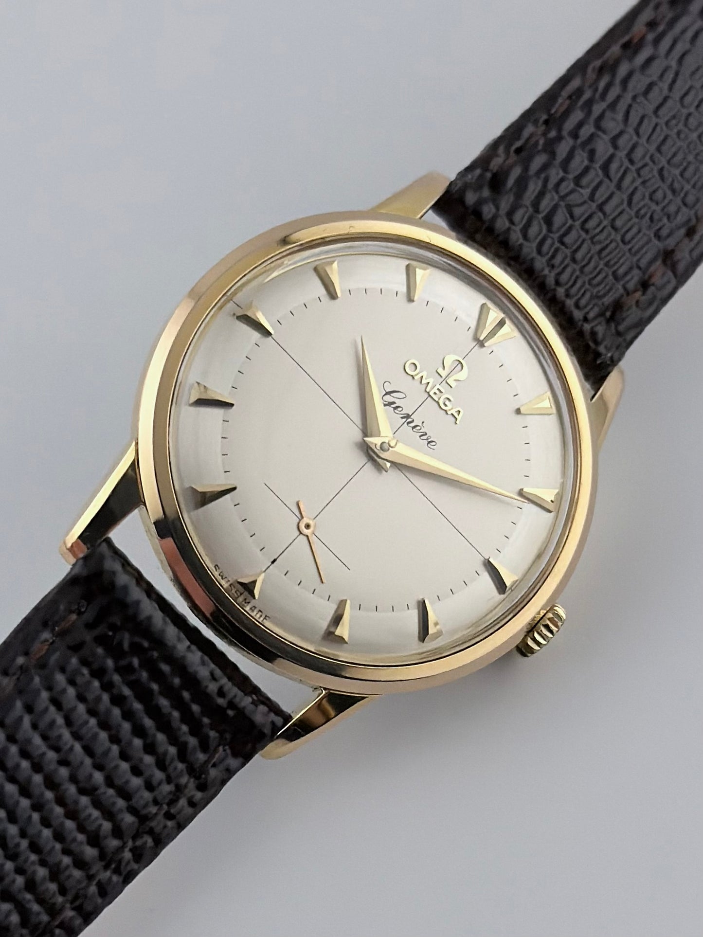 Omega Geneve Manual Wind BK2903.1 - Pie-Pan with Cross Hair Sub-dial