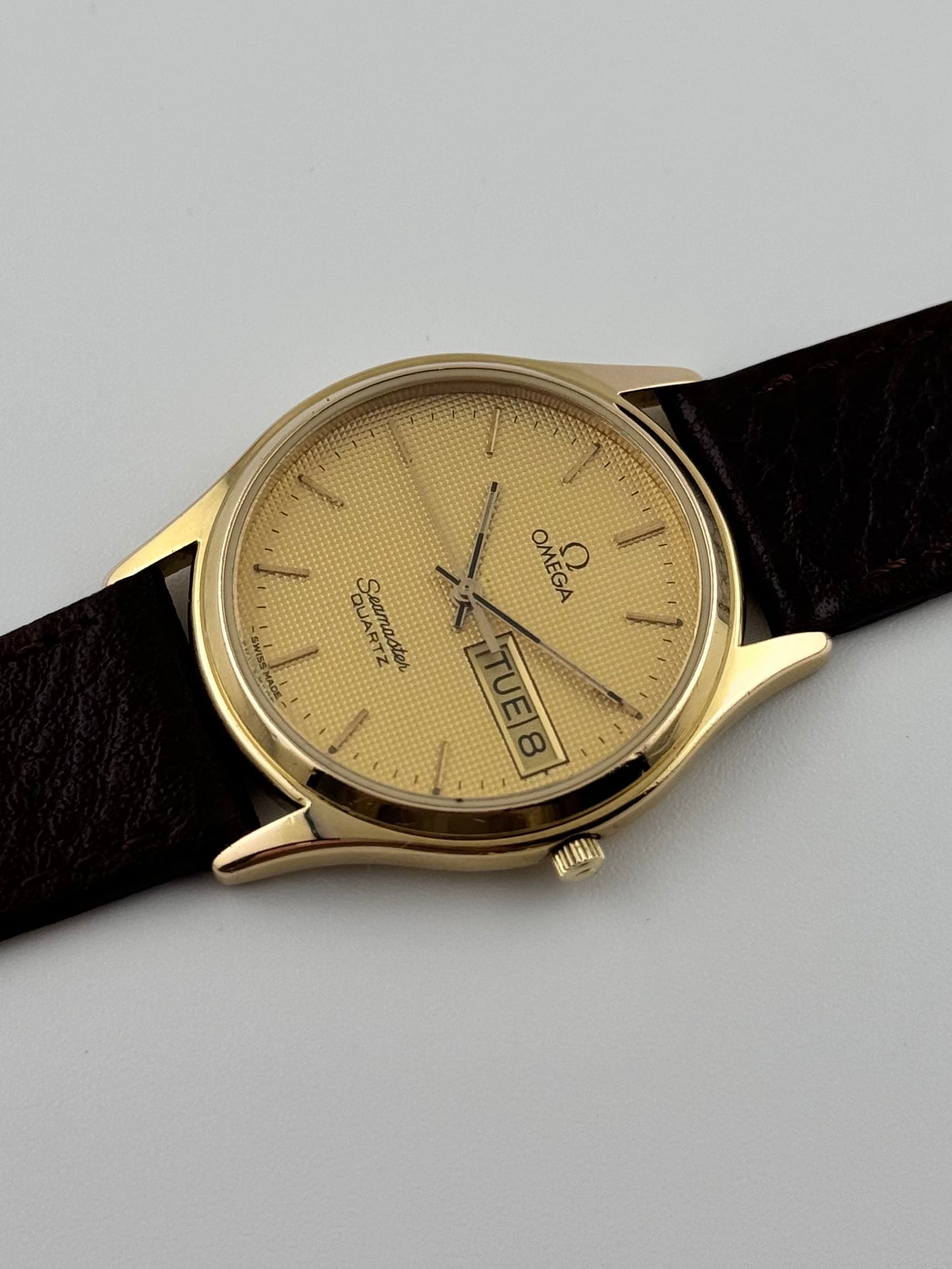 Omega Seamaster Quartz Day-Date 196.0268.1