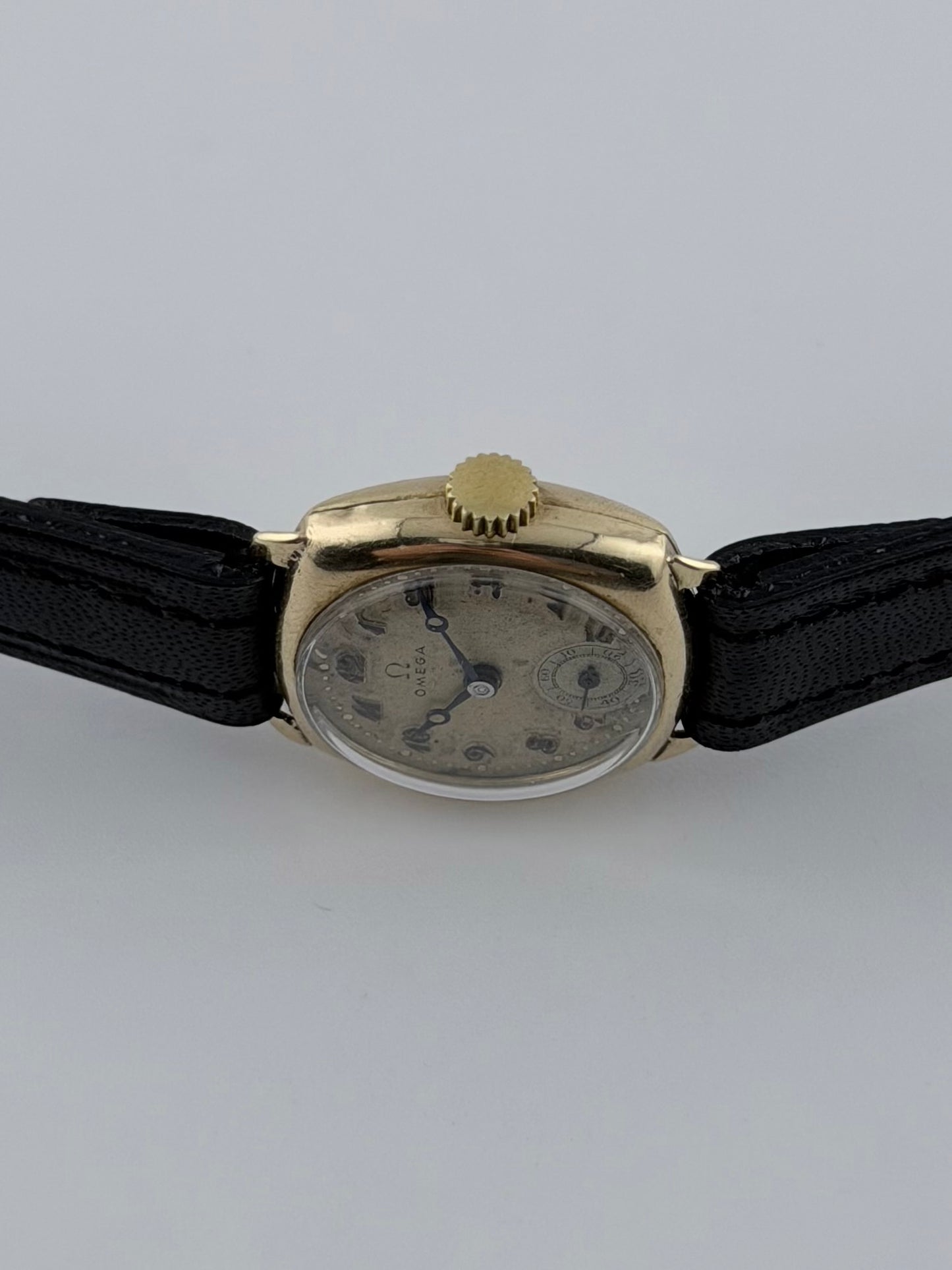 Omega 1930s Ladies Manual Wind - 9ct Gold