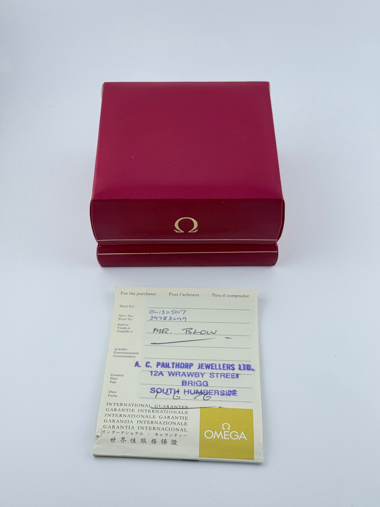 Omega Geneve Manual Wind 9ct Gold - 132.5017 - Original Box and Papers