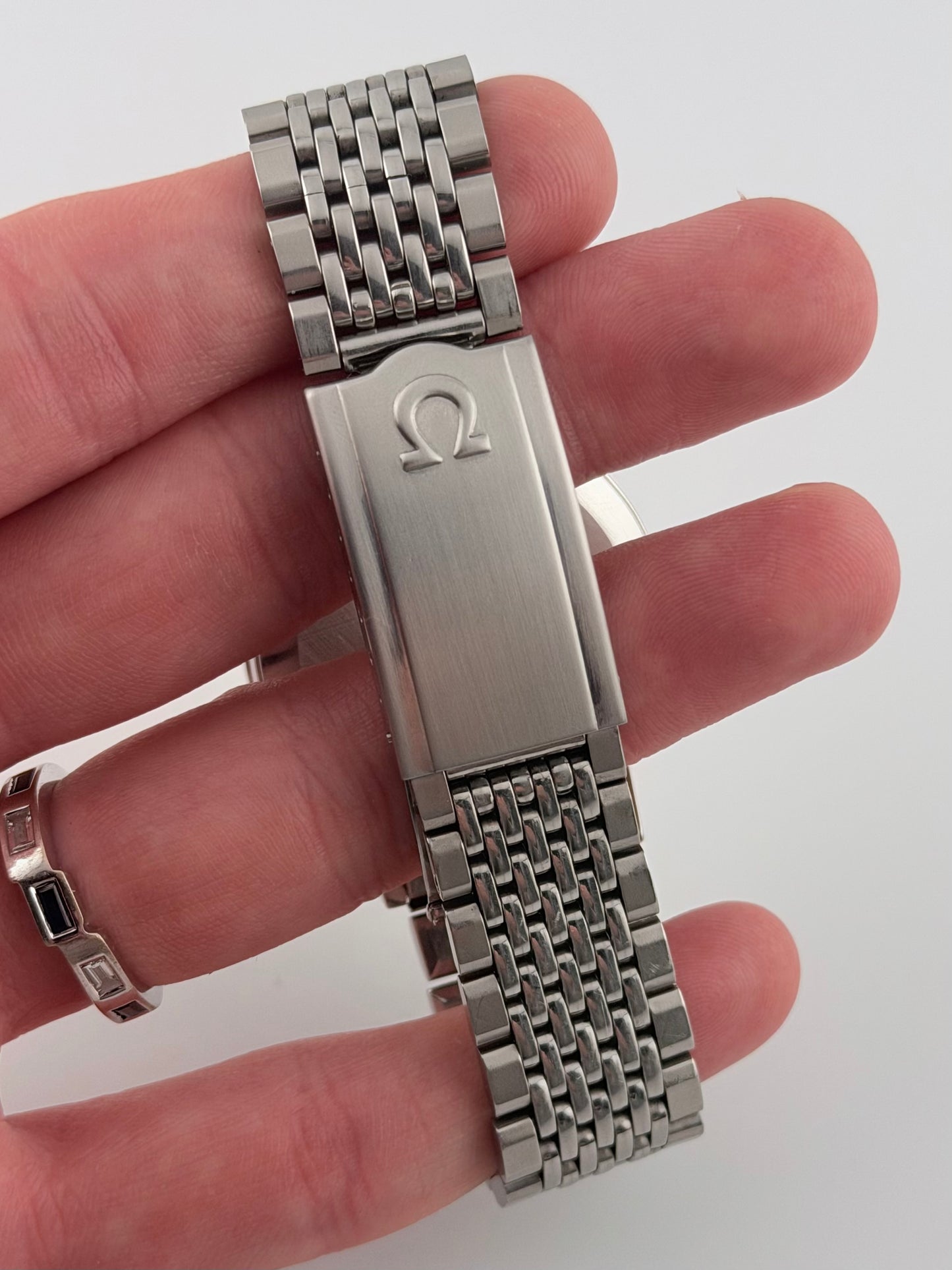 Omega Geneve Automatic Day-Date - 166.0117 - Original Bracelet