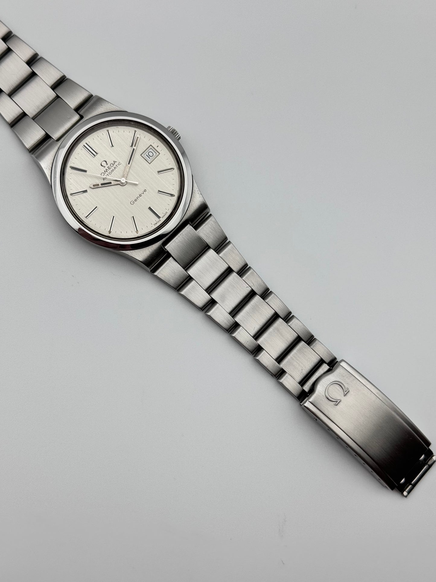 Omega Geneve Automatic Date 166.0173