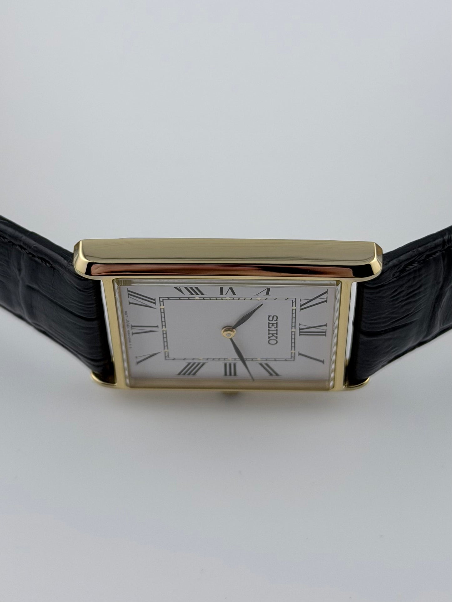 Seiko Tank Quartz 4N30-00G0