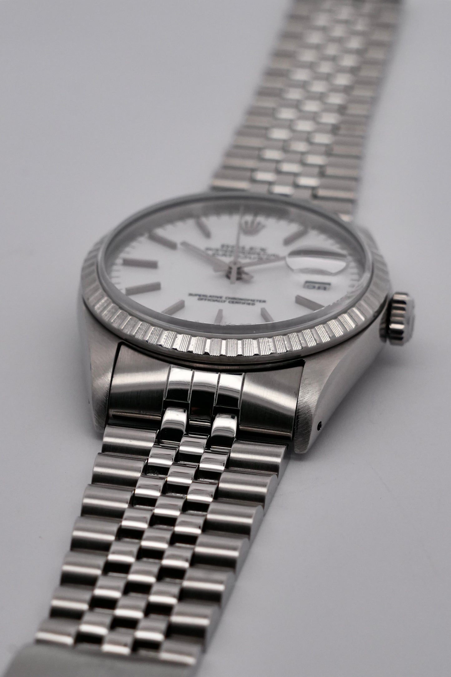 Rolex Datejust Oyster Perpetual - 16220 - White Dial - Original Box and Booklets