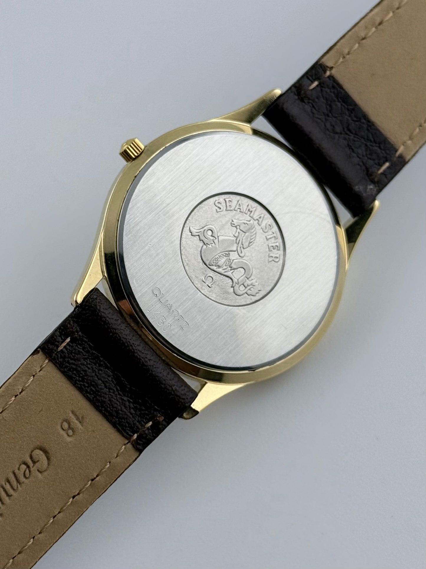 Omega Seamaster Quartz Date 196.0251 - Hobnail Dial