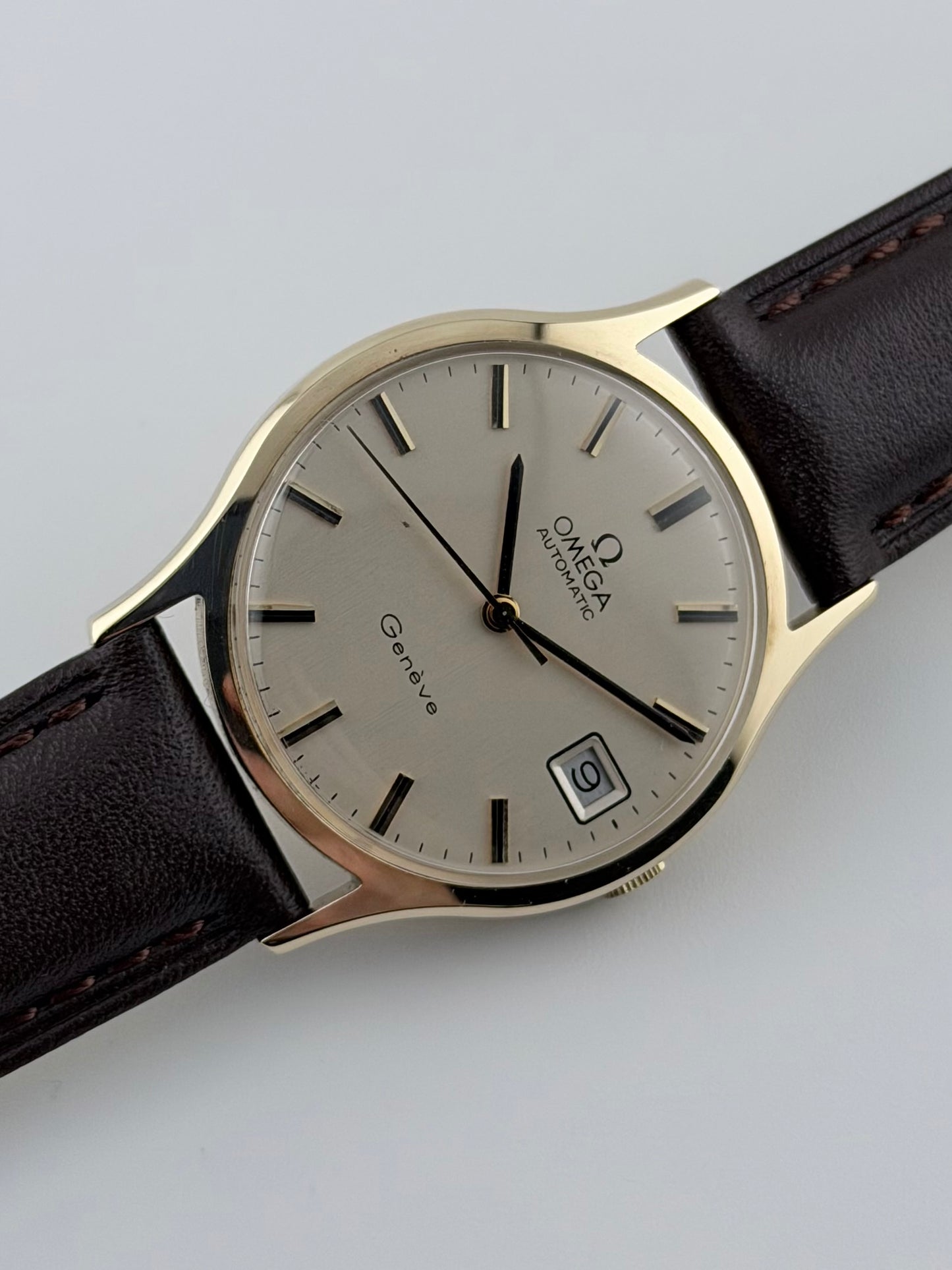 Omega Geneve Automatic 9ct Gold 162.5421