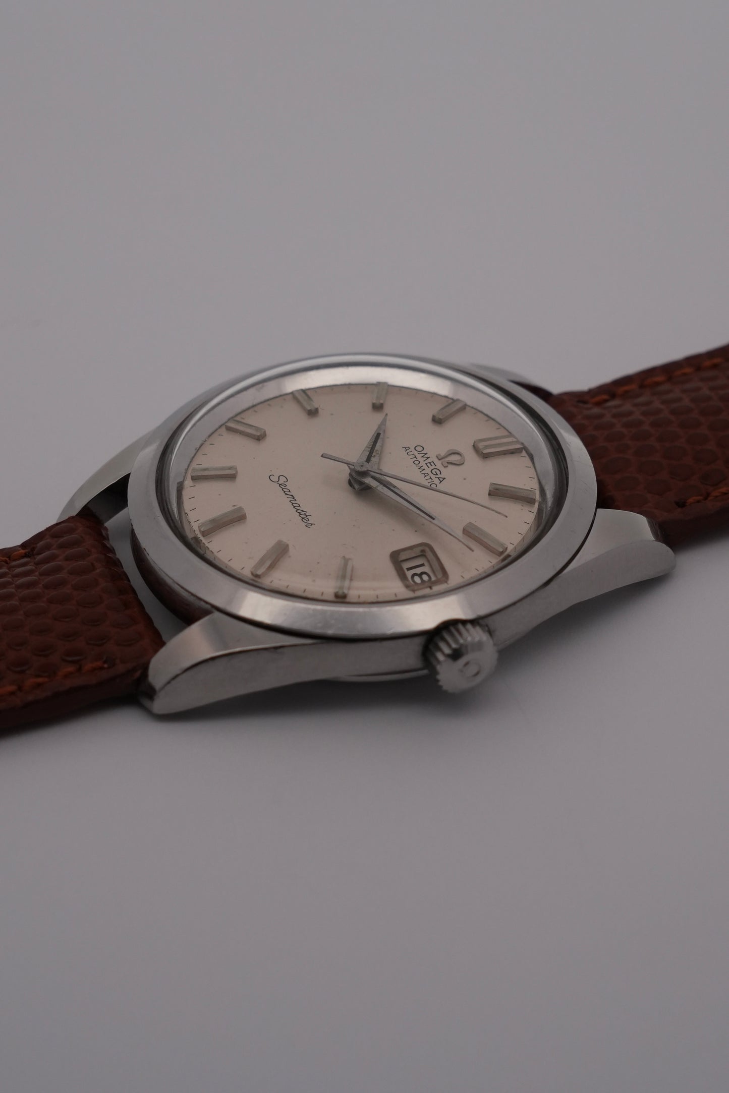 Omega Seamaster Automatic Date - 166.010