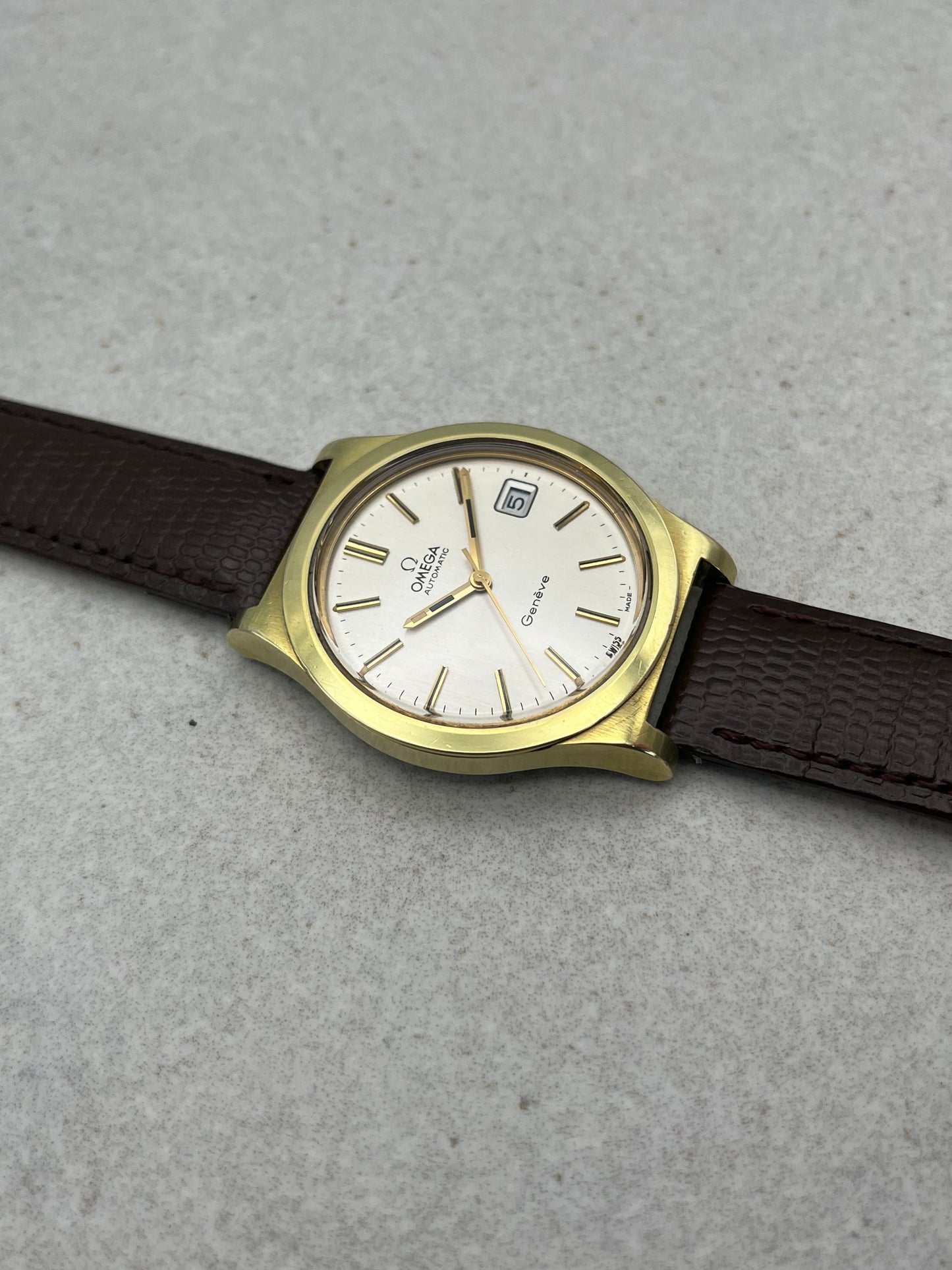 Omega Geneve Automatic Date 166.0168 - Box and Papers
