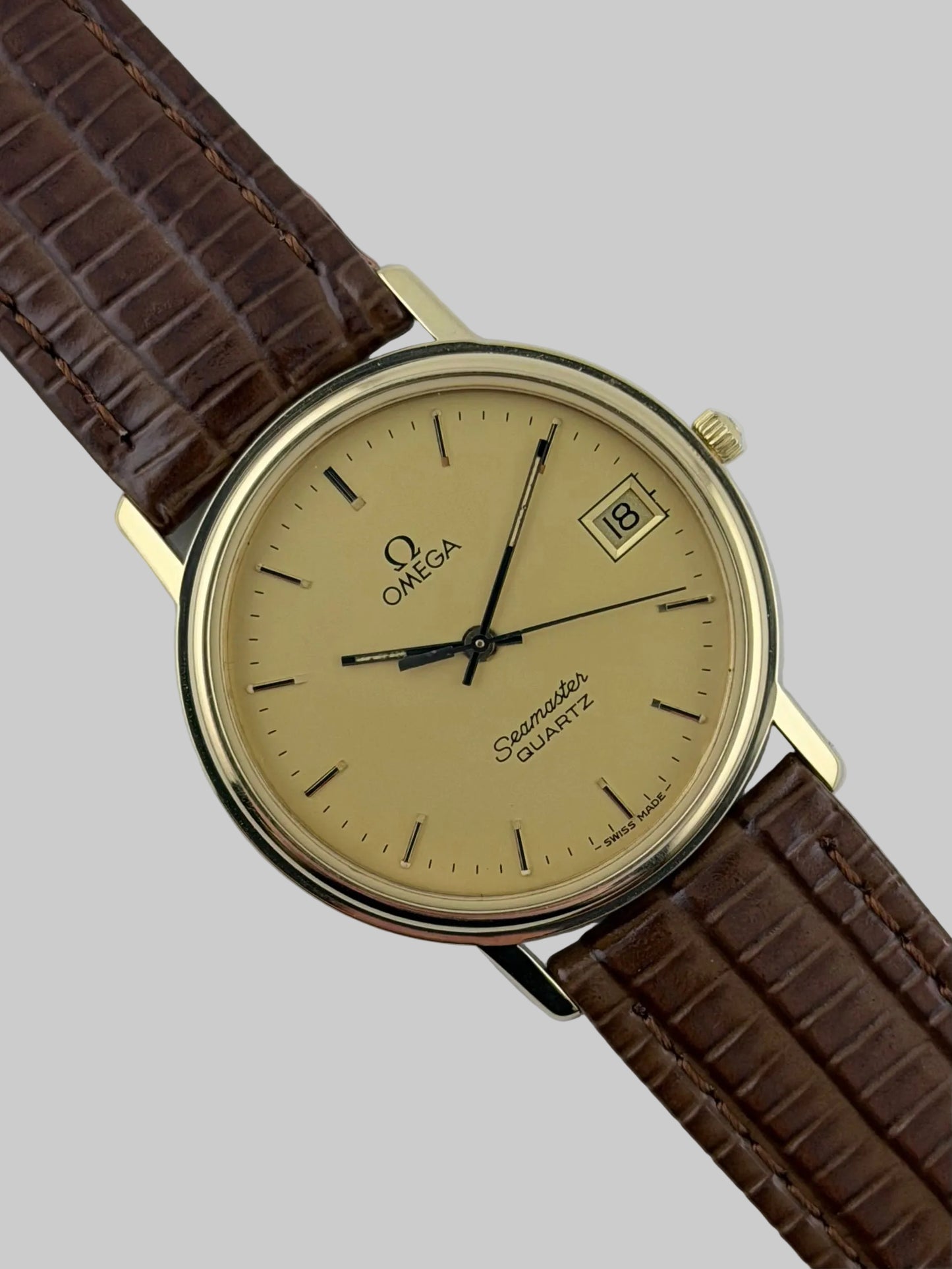 Omega Seamaster Quartz Date - 196.0266