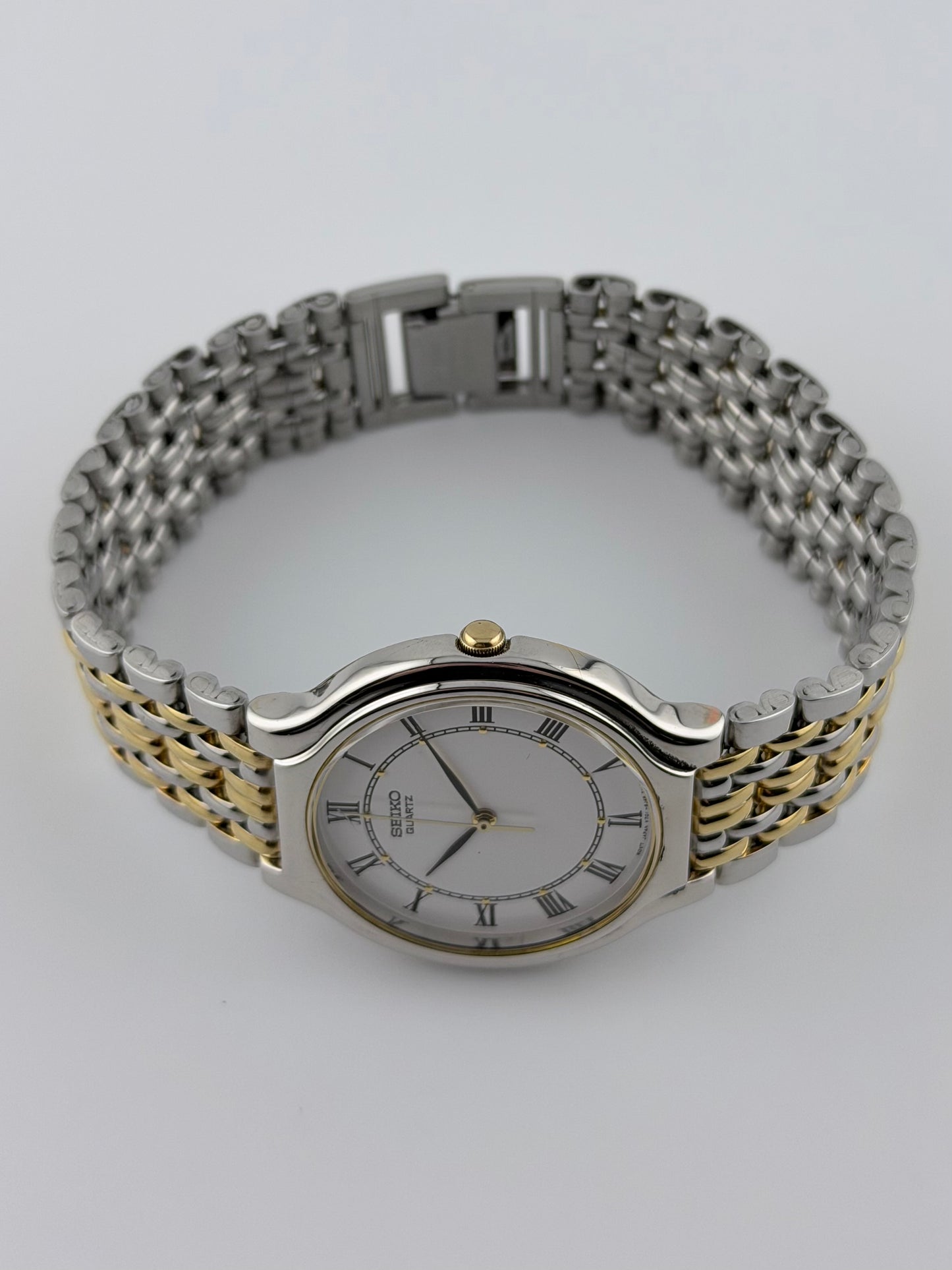 Seiko Galaxy Quartz Dress Watch V701-1K20