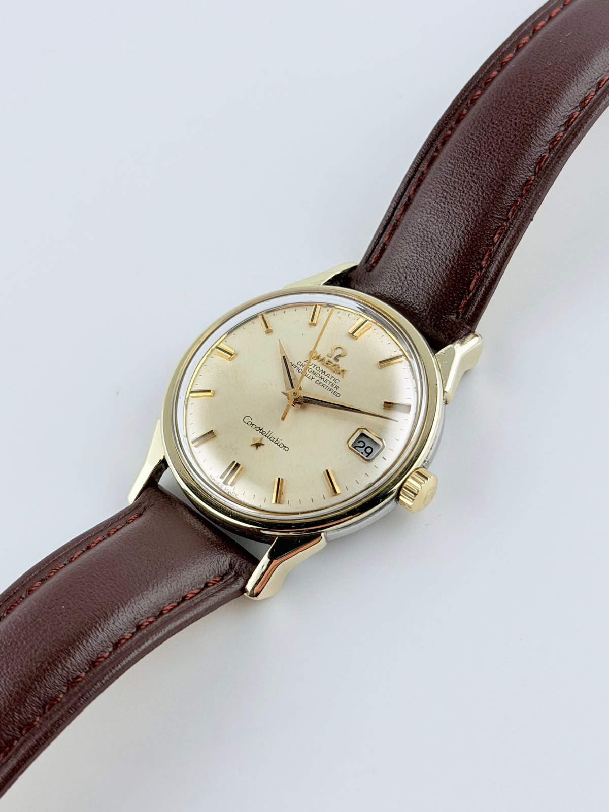 Omega Constellation Chronometer Automatic Date 168.005 - Dog Leg Lugs