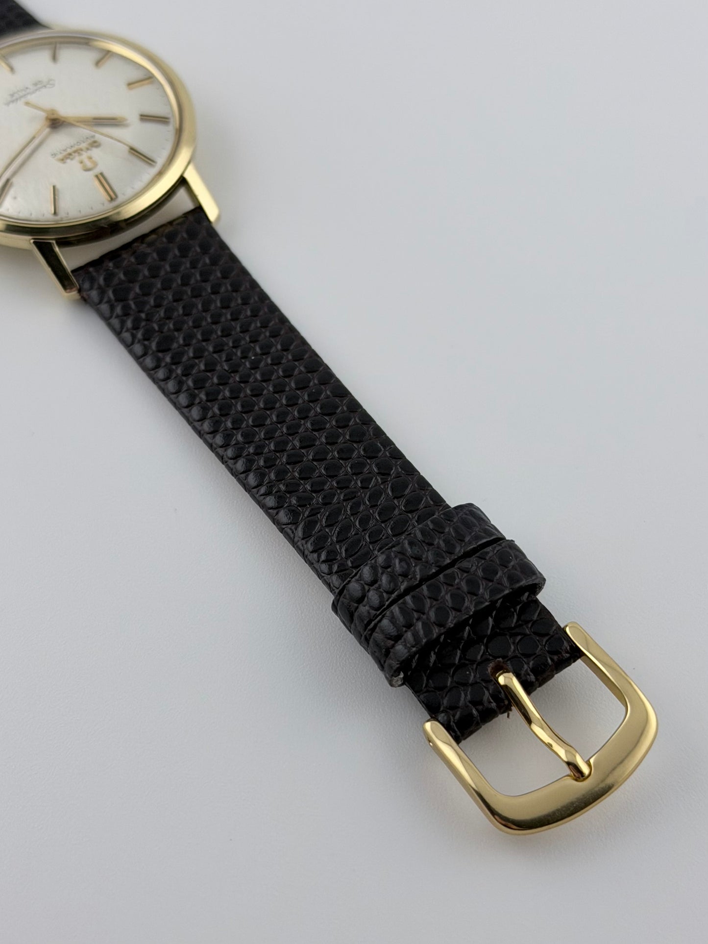 Omega Seamaster De Ville Automatic Fishscale Dial - 18ct Gold - 166.020