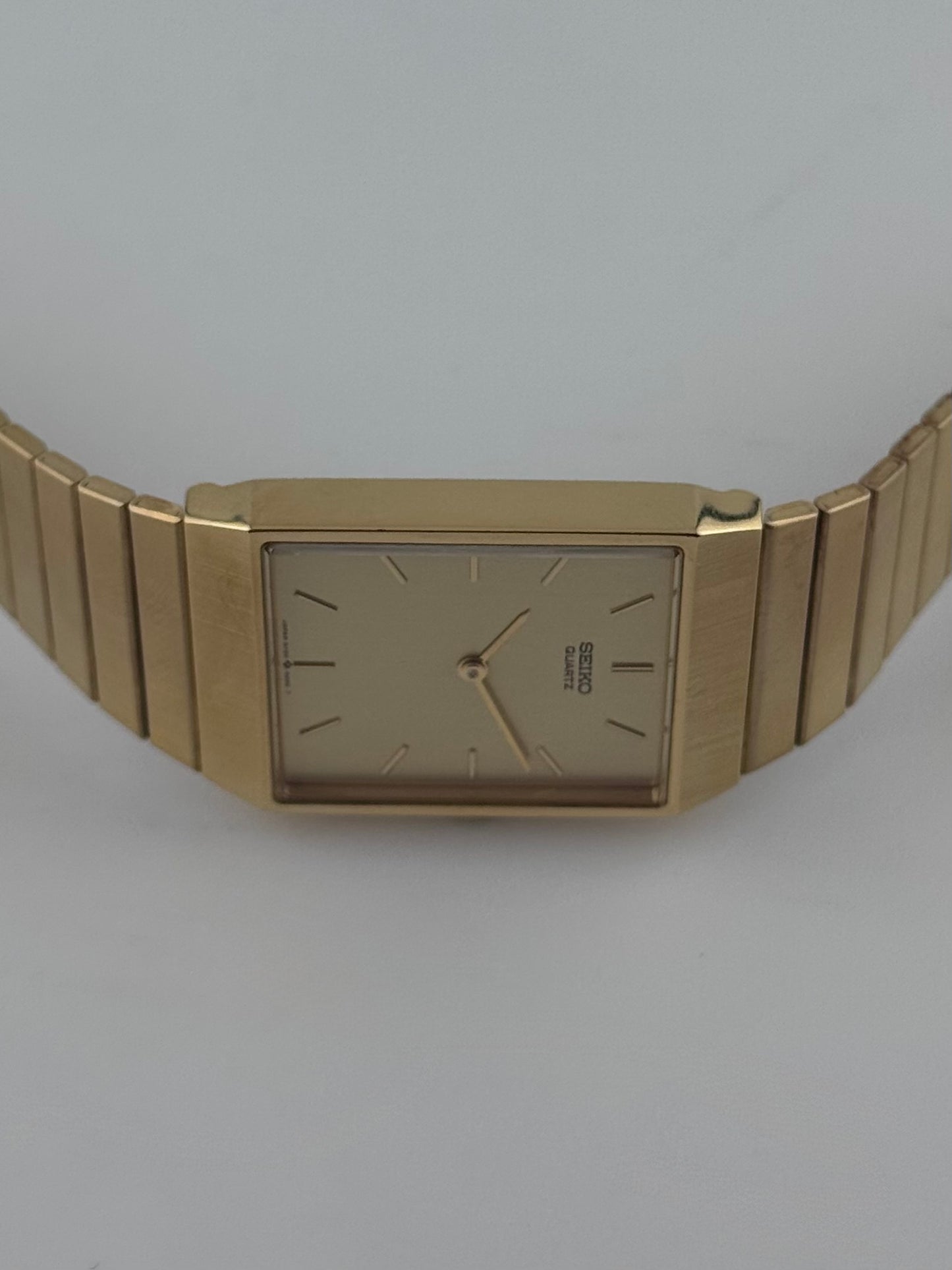 Seiko Quartz Tank - 5Y00-5020