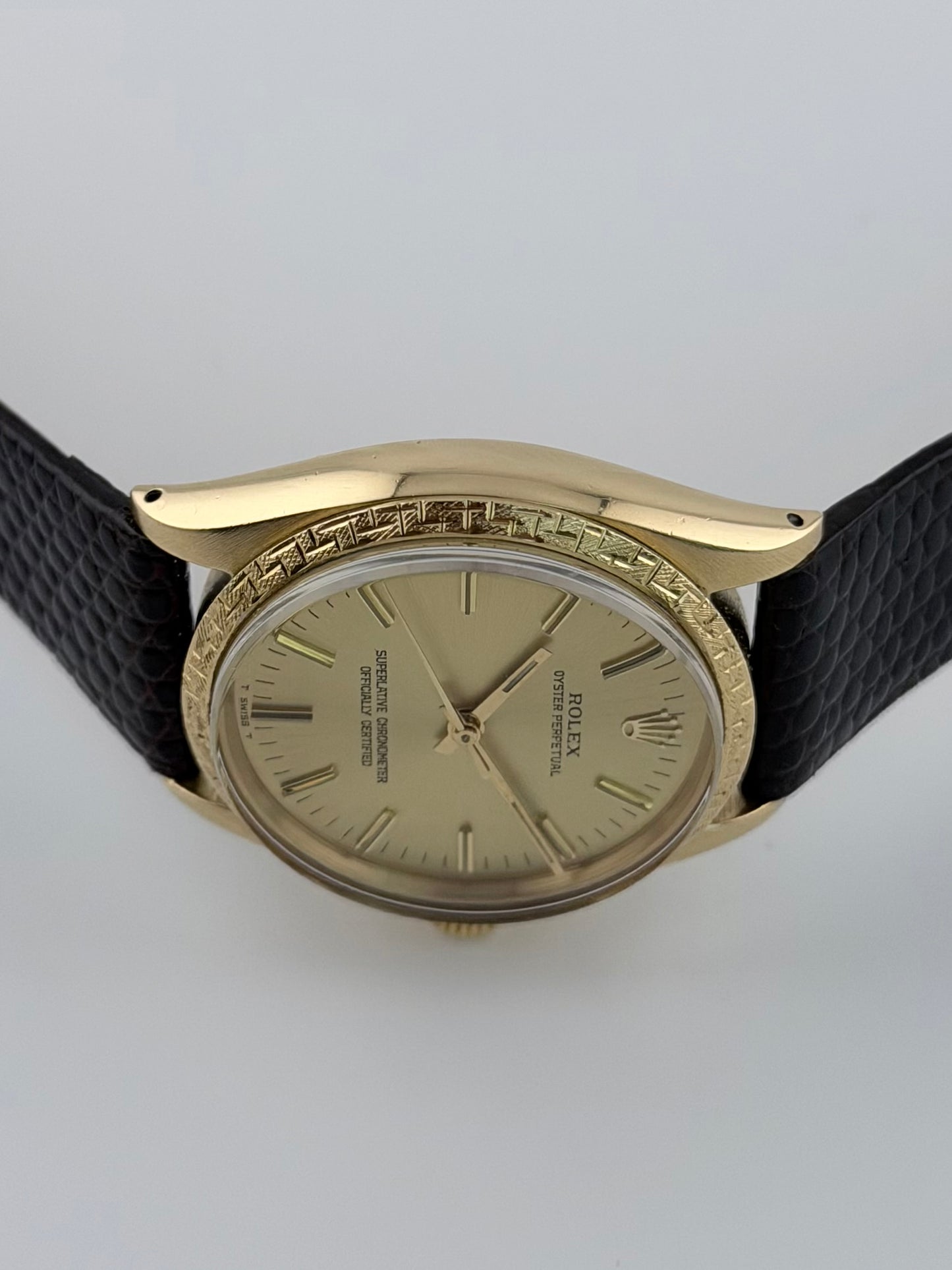Rolex Oyster Perpetual Automatic 18kt Gold - 1030 - Rare Decorated Bezel