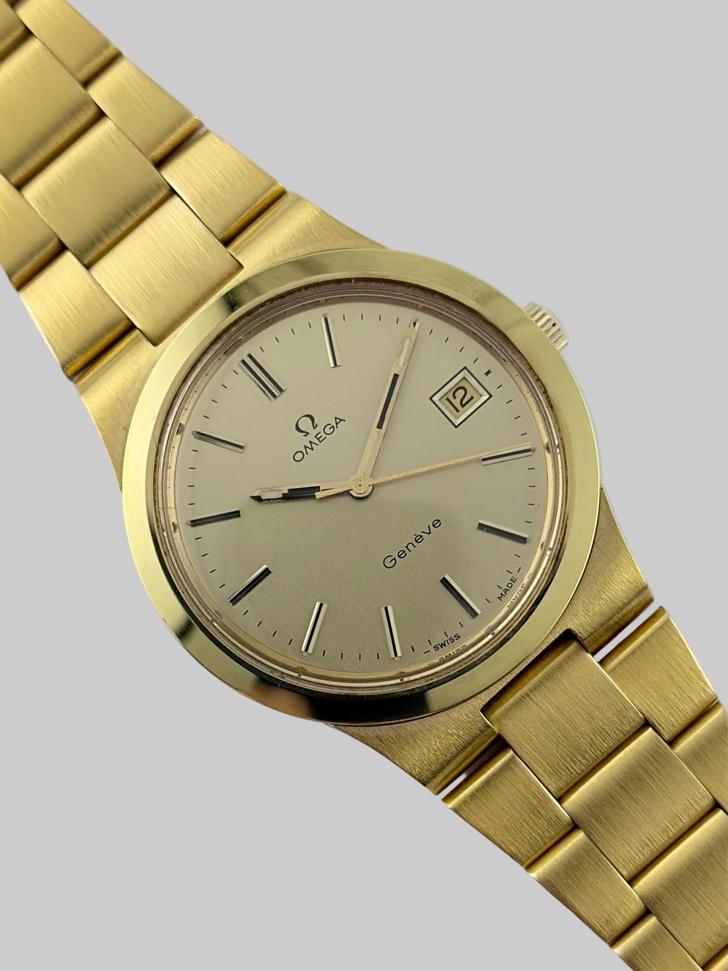 Omega Geneve Manual Wind Date - 136.0103 - Box and Papers!