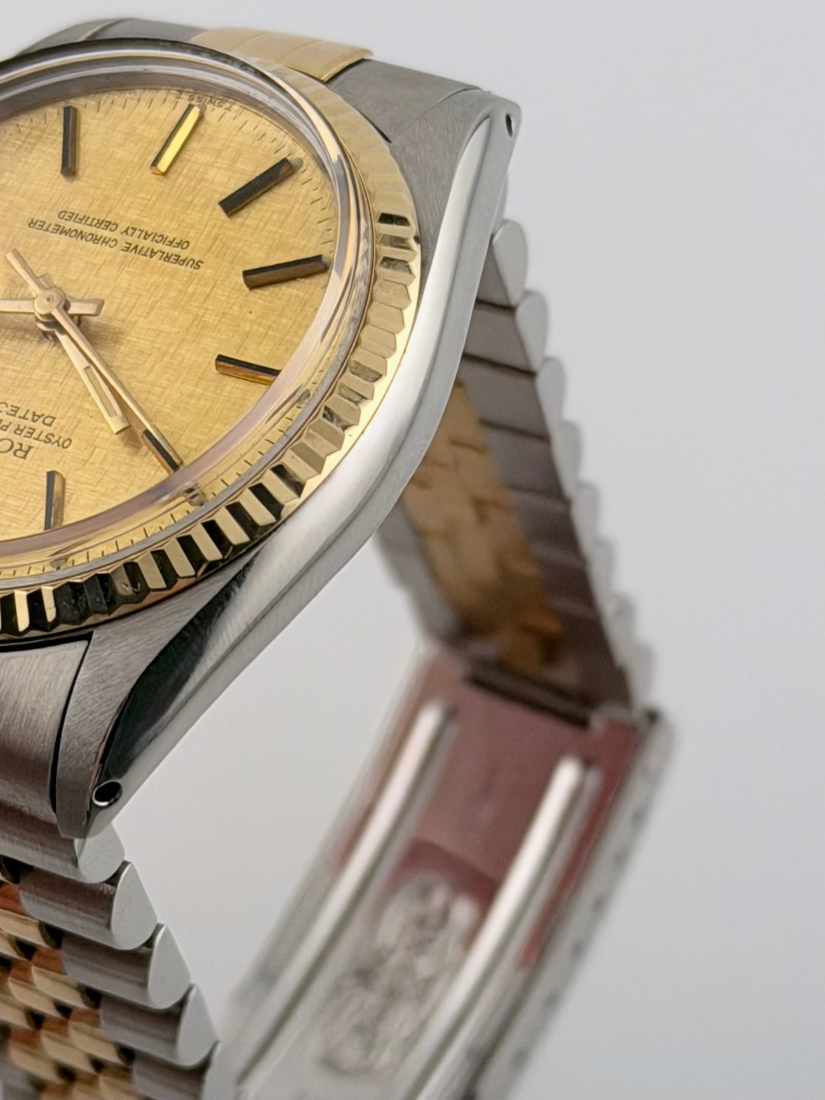 Rolex Datejust Oyster Perpetual Two-Tone - 16013 - Linen Dial - Exceptional Condition