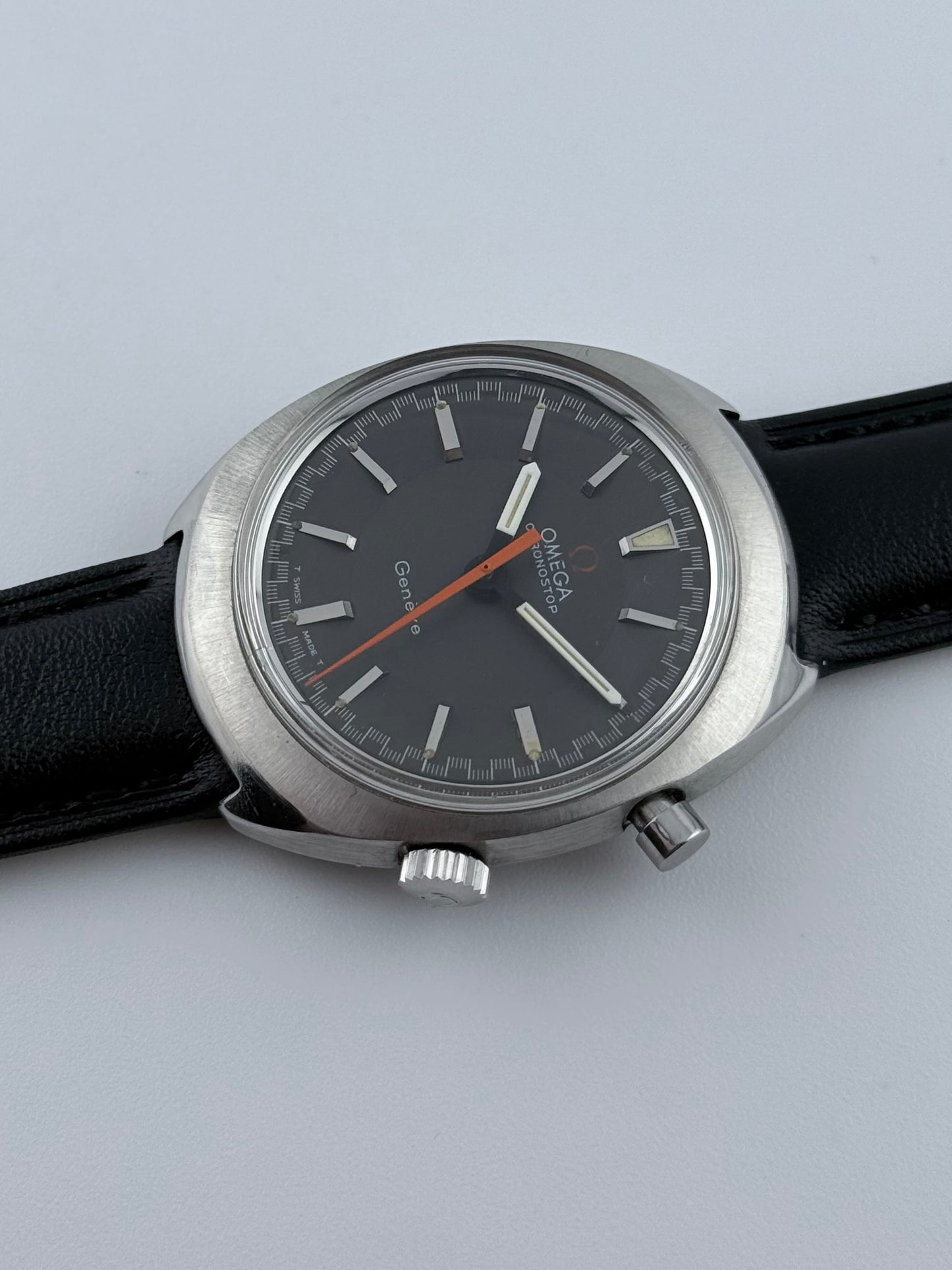 Omega Geneve Chronostop Manual Wind 145.009