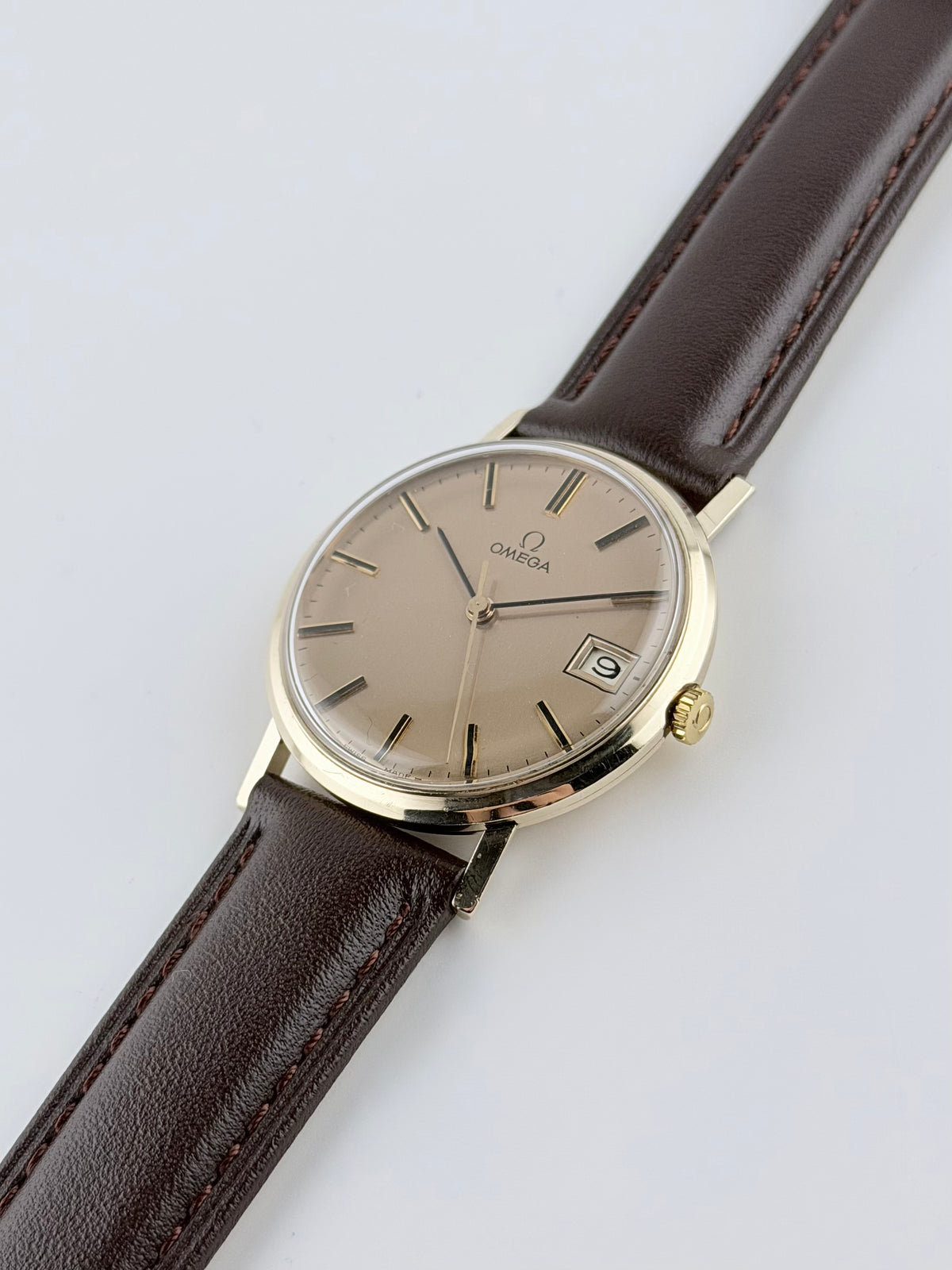 Omega Geneve Manual Wind 9ct Gold - 132.5017