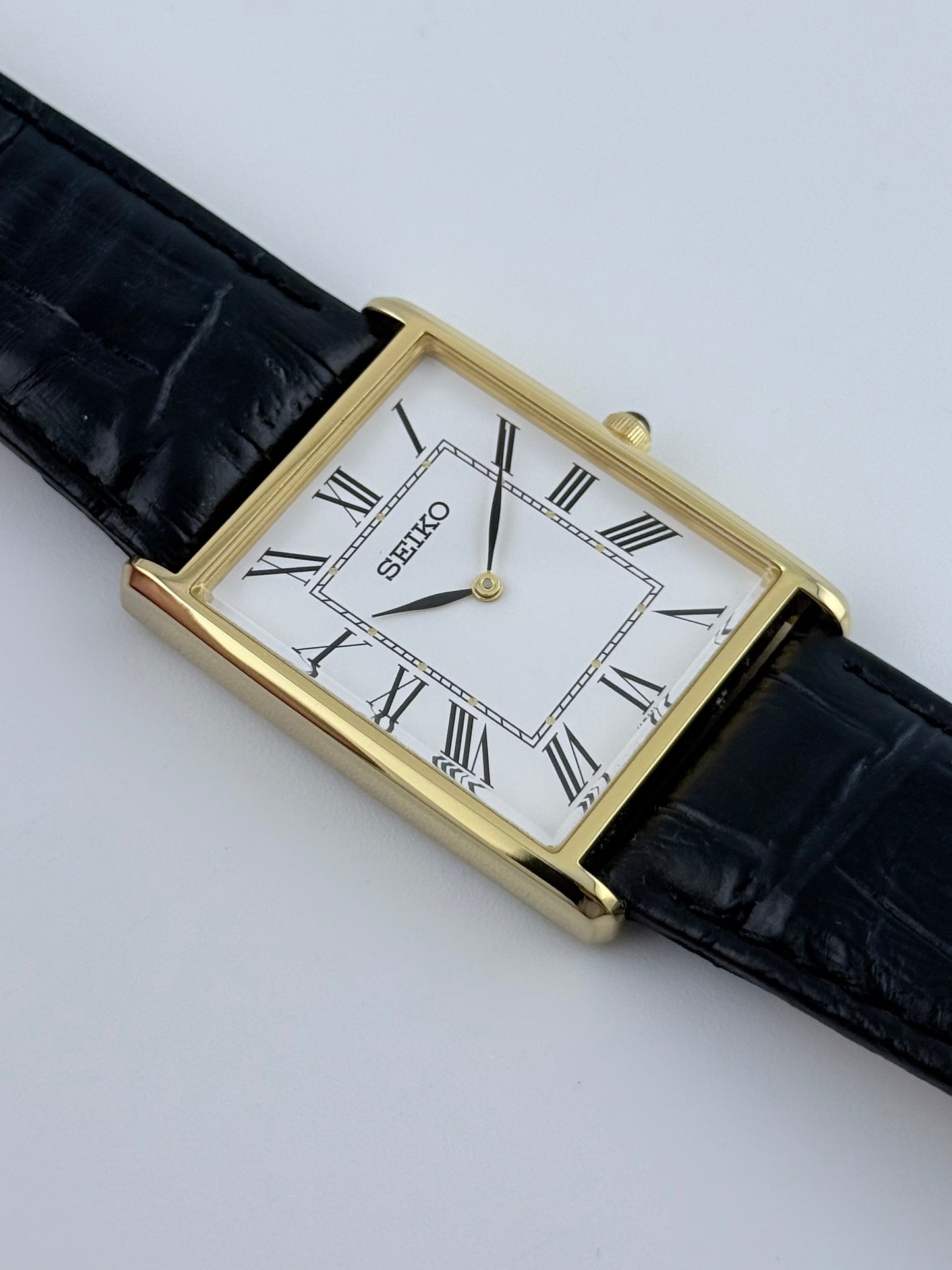 Seiko Tank Quartz 4N30-00G0