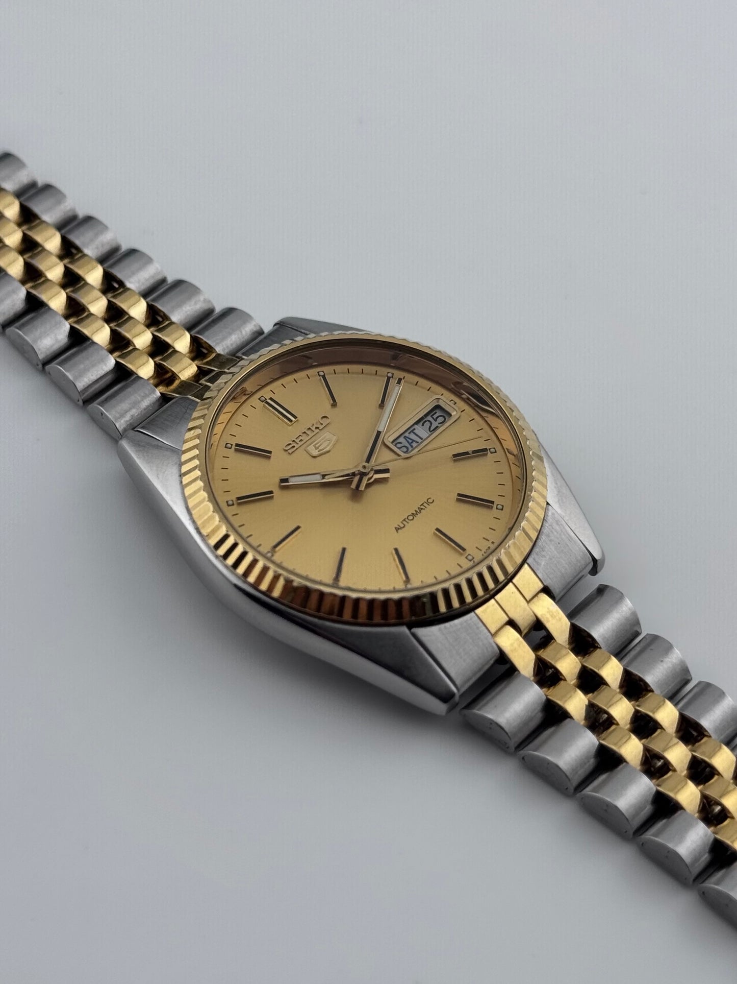 Seiko 5 Automatic Day-Date 7009-3110