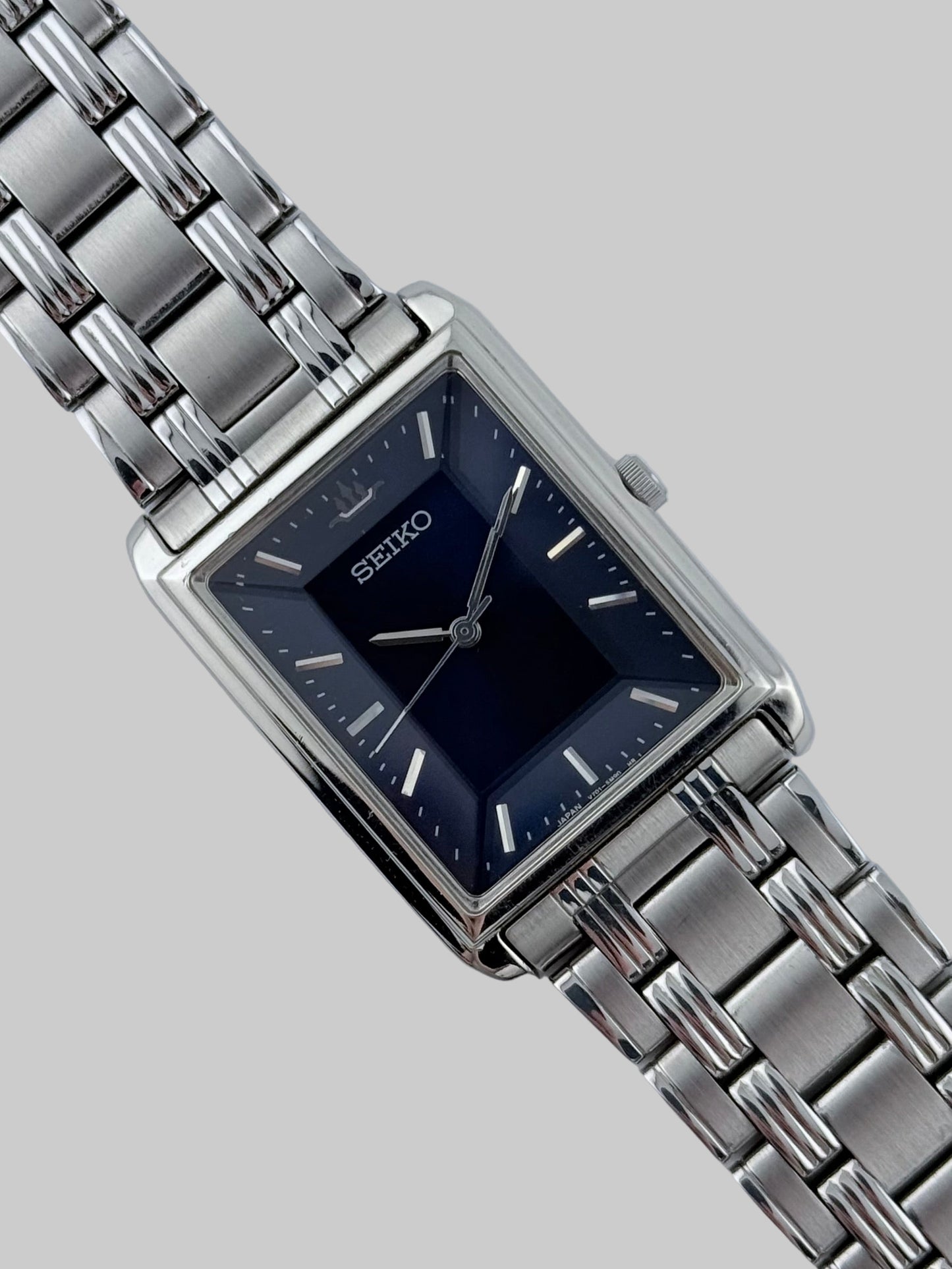 Seiko Tank Quartz - V701-5D00 - Rare Faceted Crystal