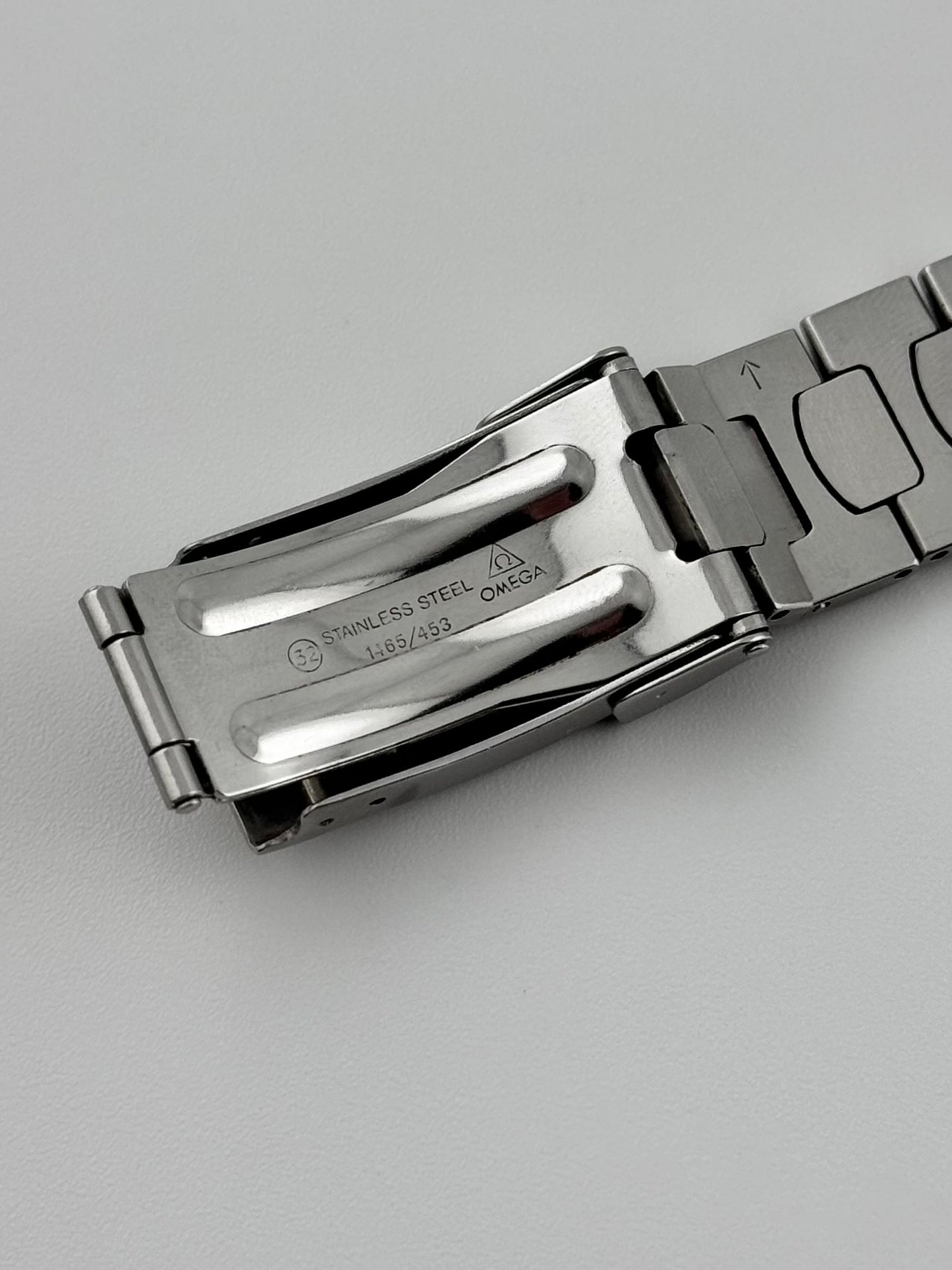 Omega Seamaster 200 Quartz Pre Bond - 396.1062