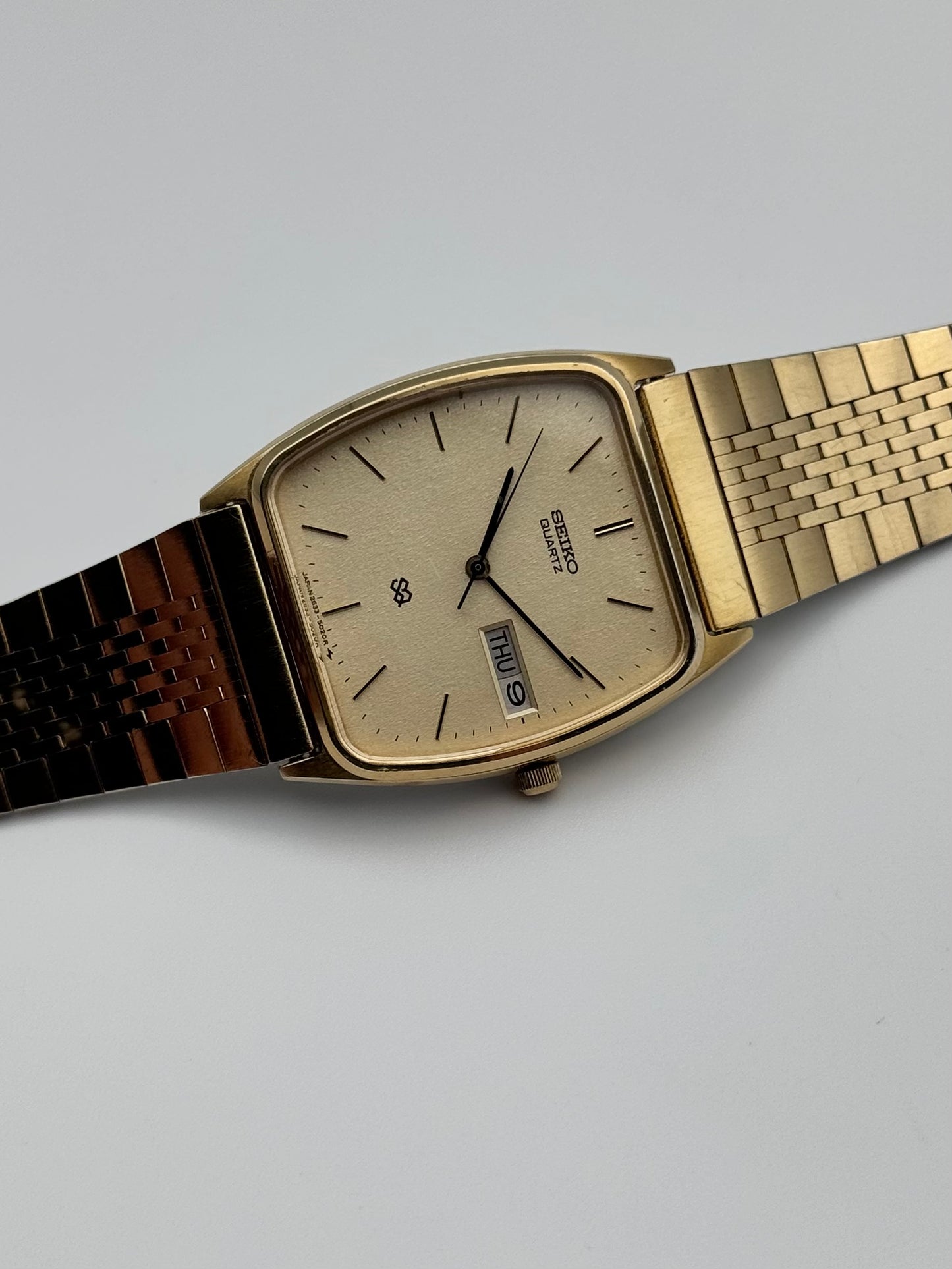 Seiko Tank Quartz 2633-5020
